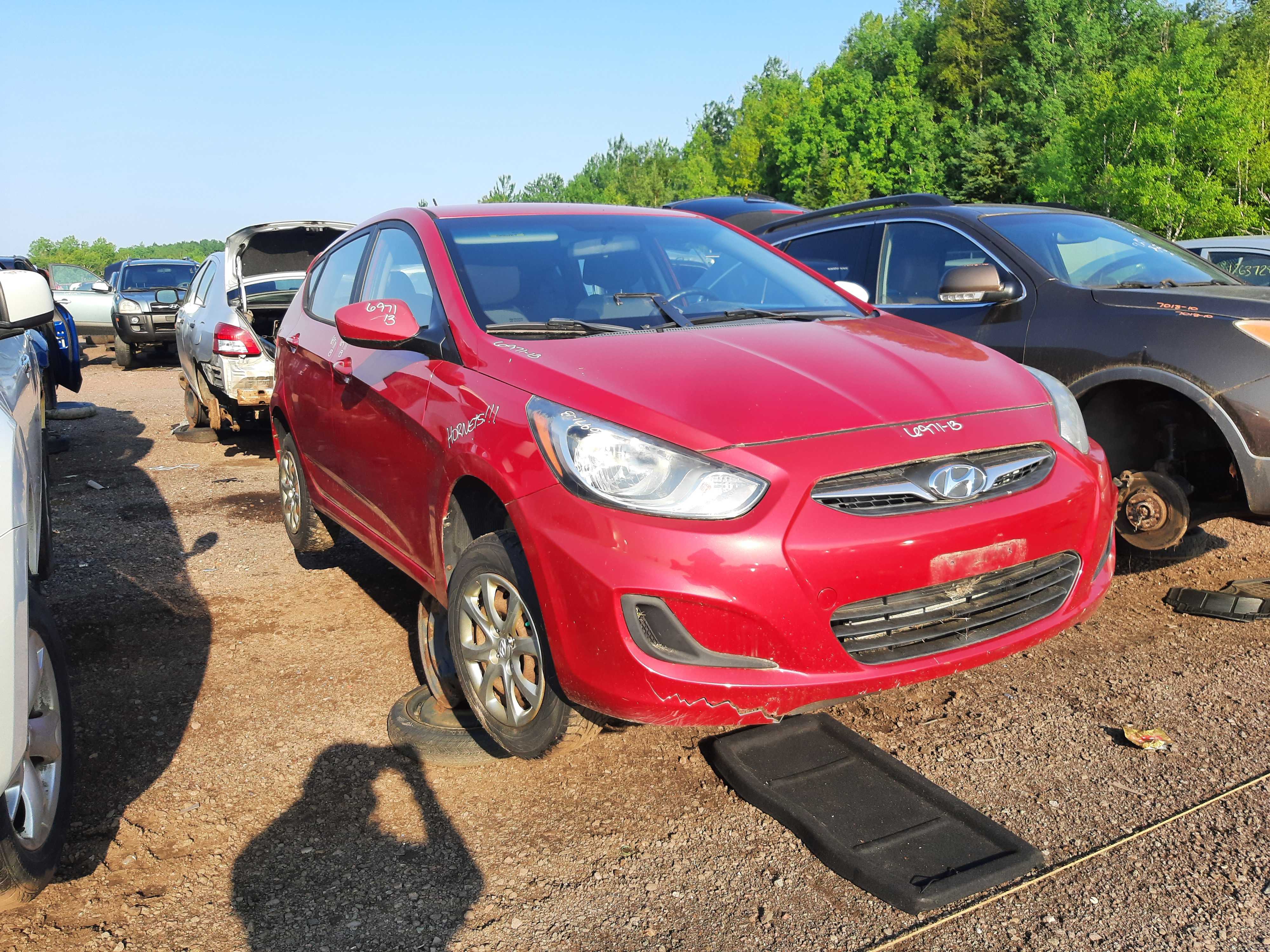 HYUNDAI ACCENT 2013