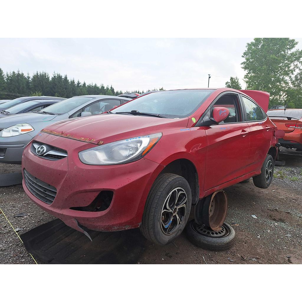 HYUNDAI ACCENT 2013