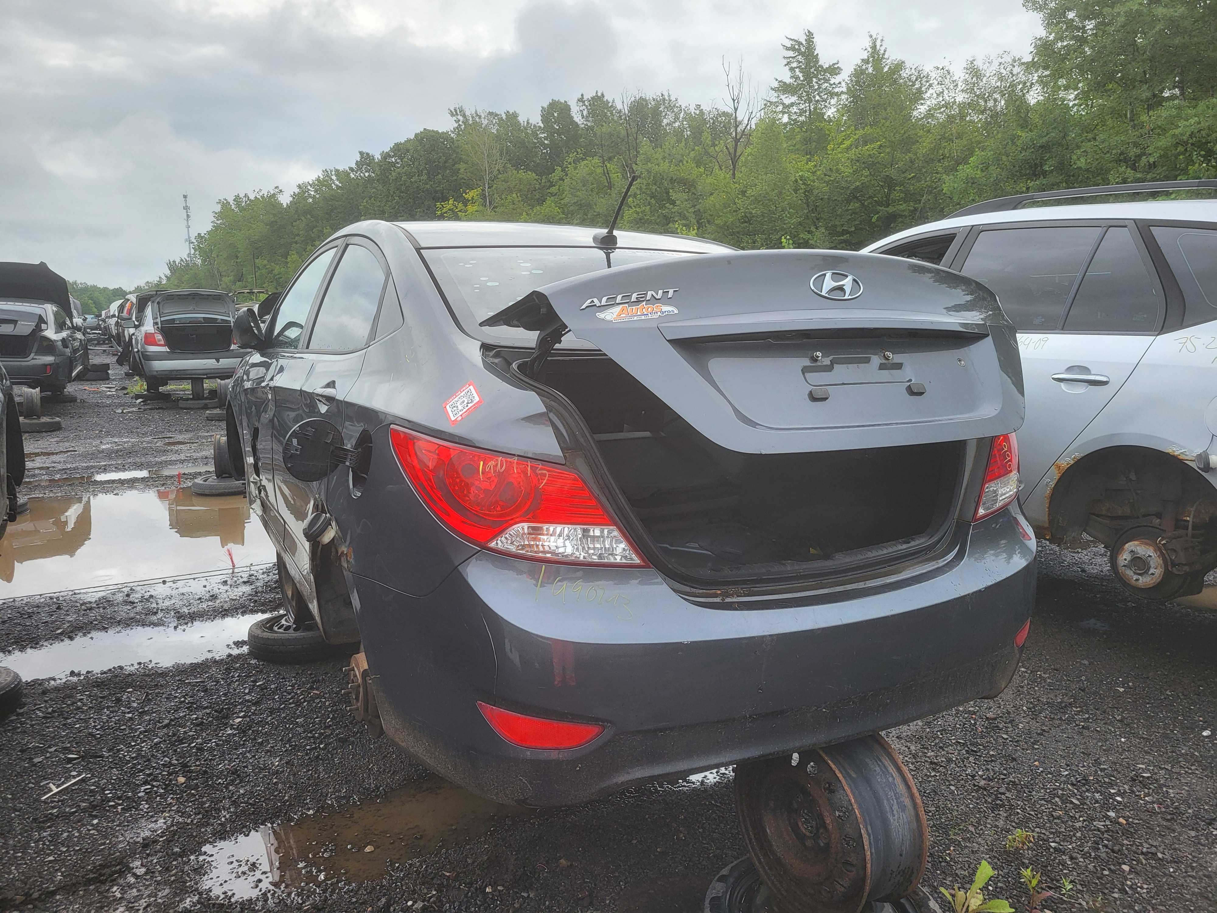 HYUNDAI ACCENT 2013