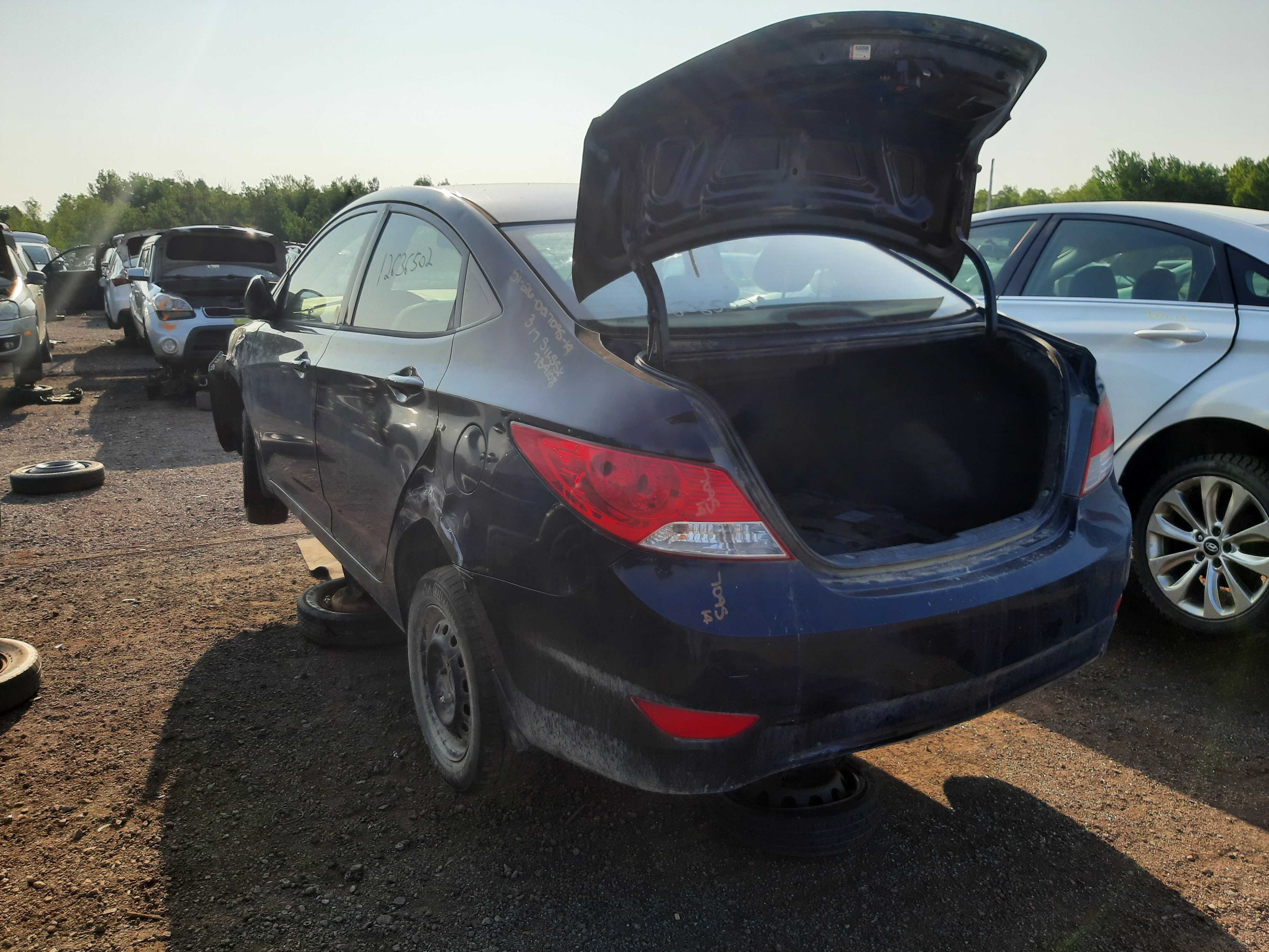 HYUNDAI ACCENT 2014