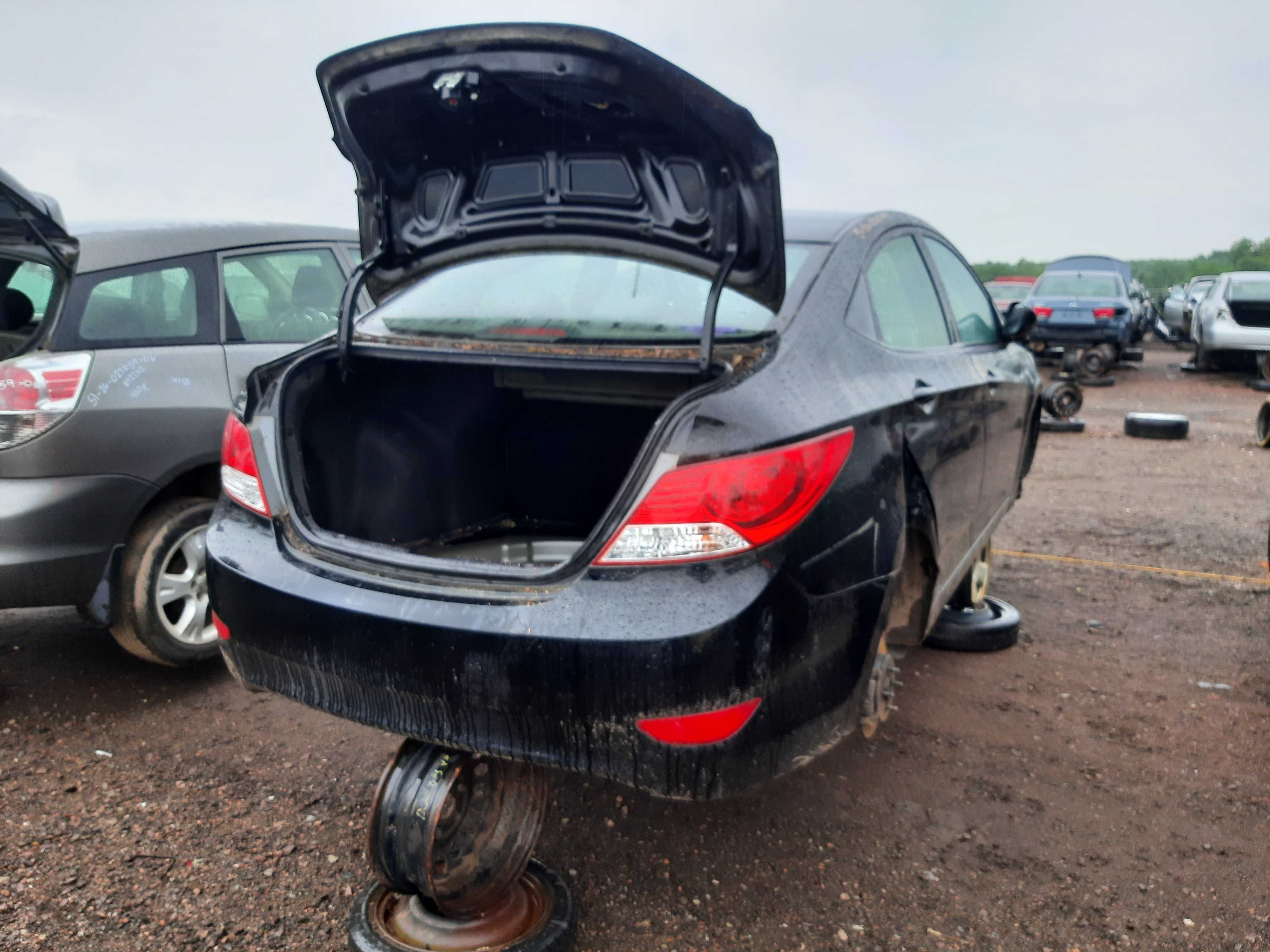 HYUNDAI ACCENT 2014