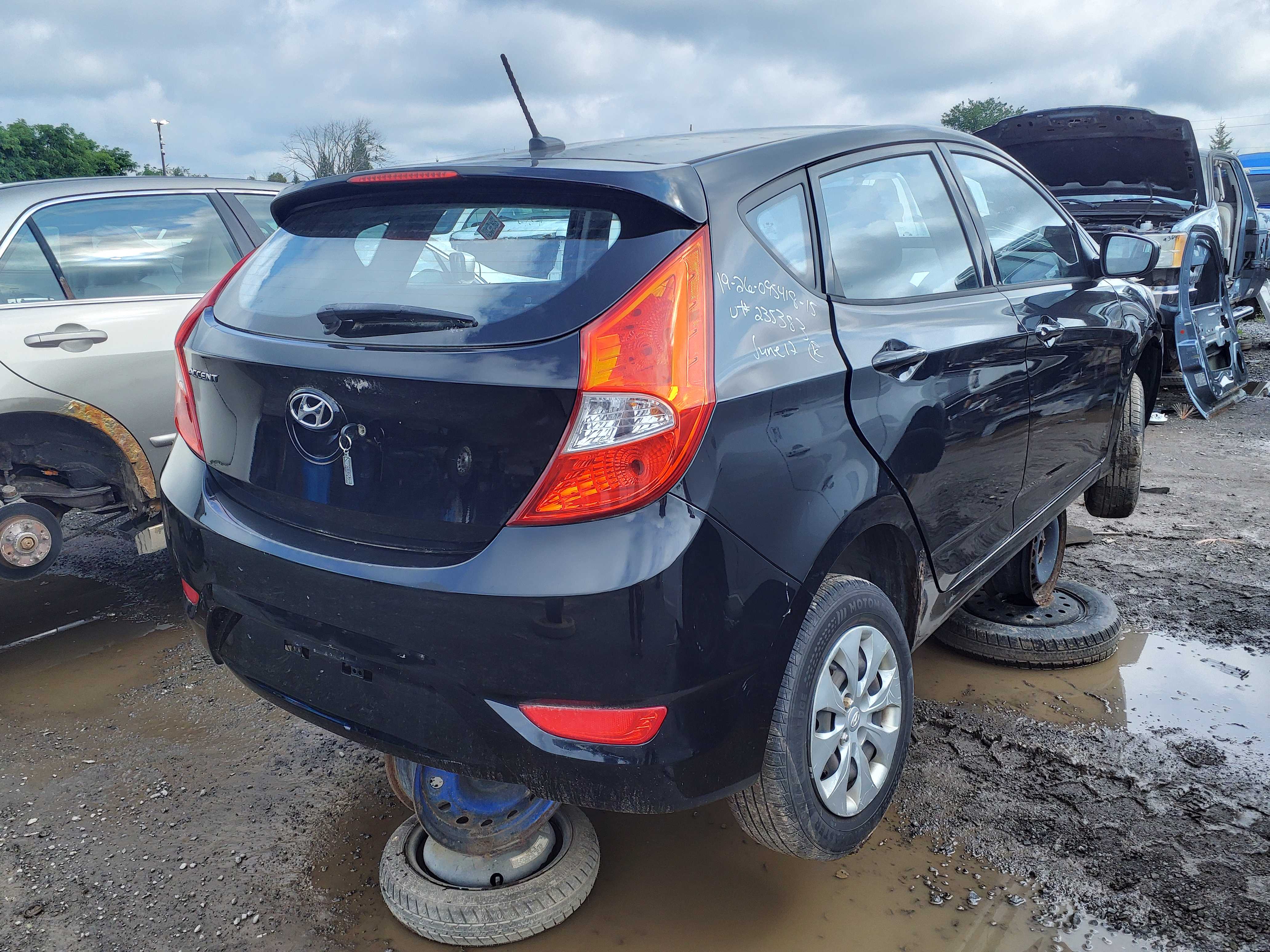 HYUNDAI ACCENT 2015