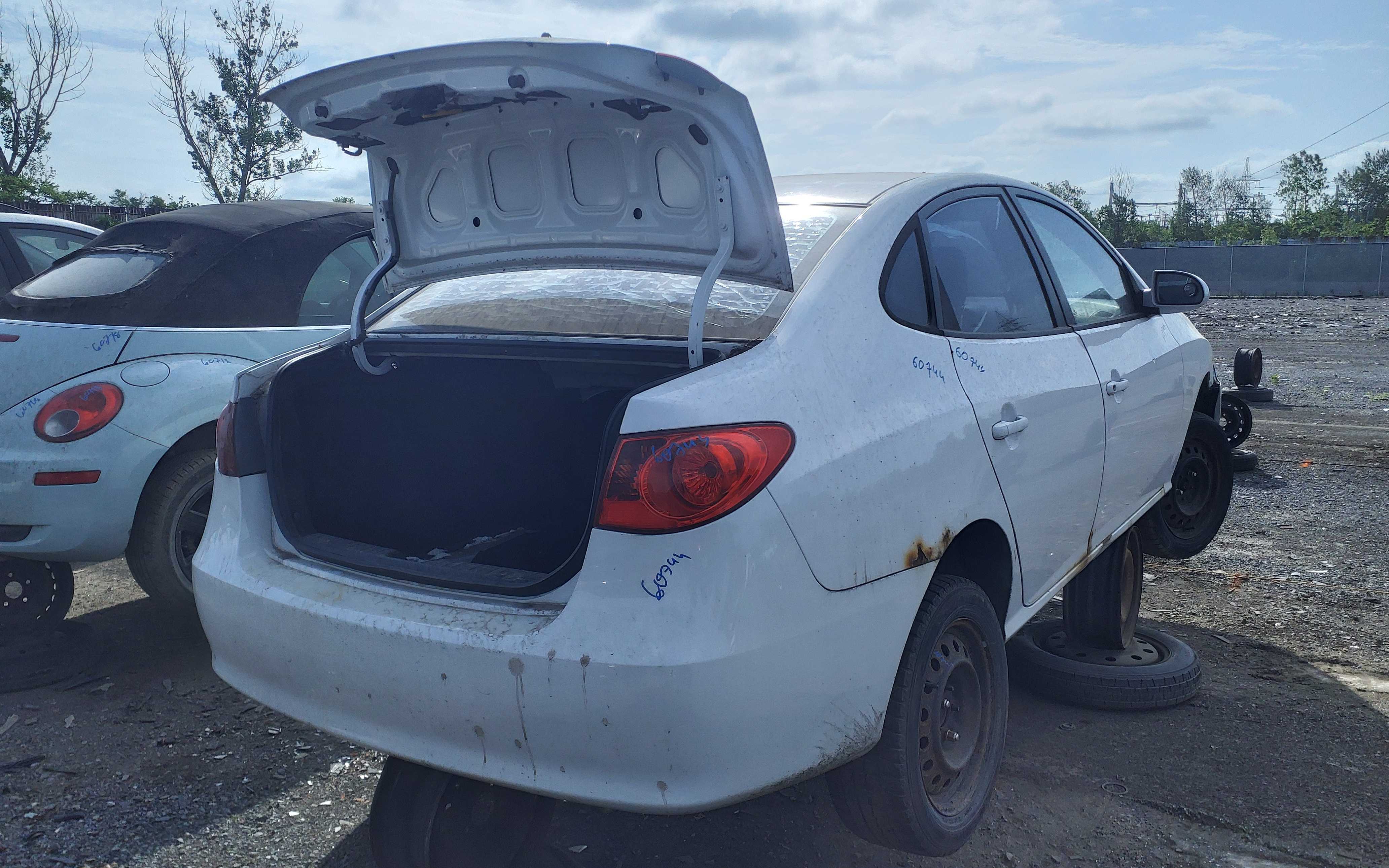 HYUNDAI ELANTRA 2010
