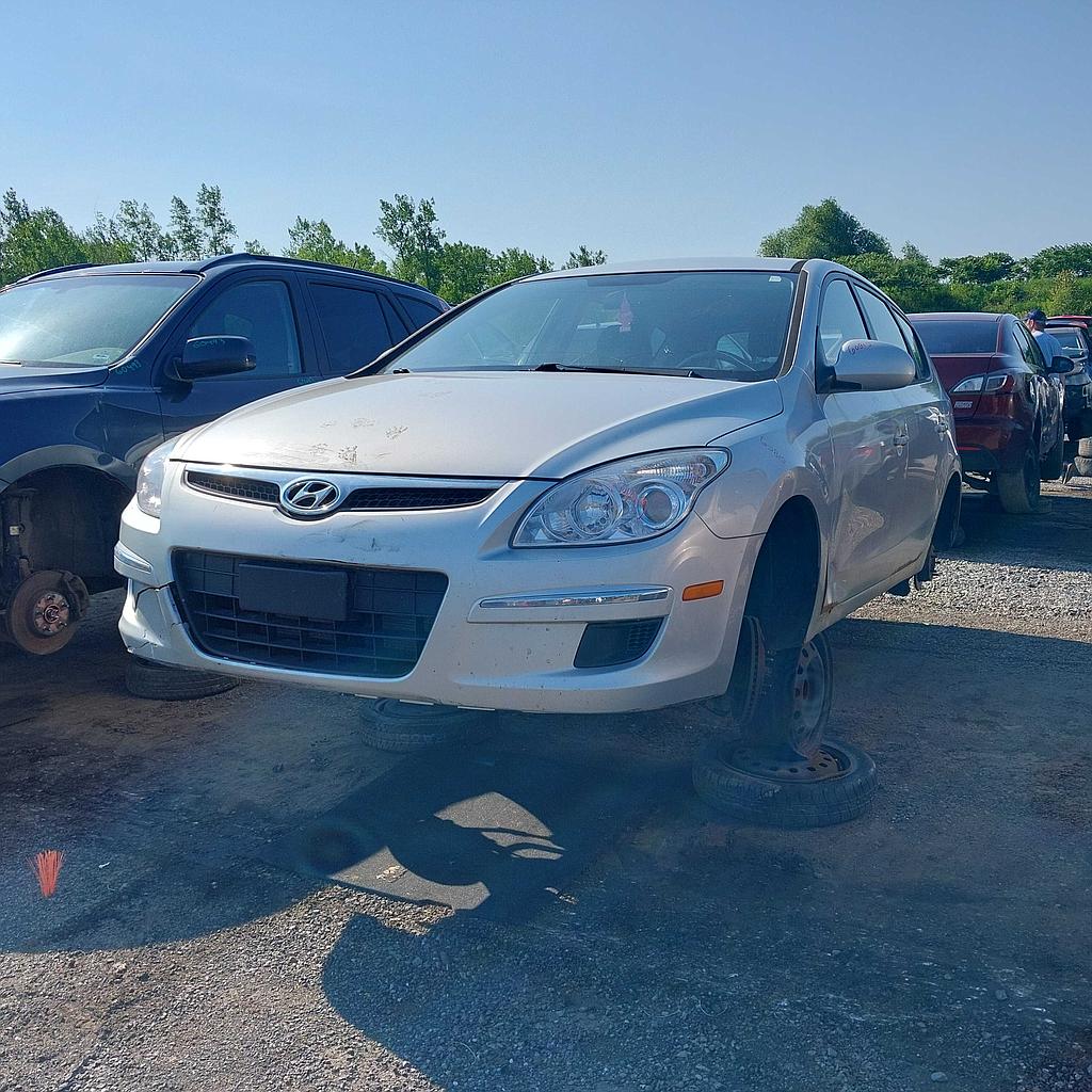 HYUNDAI ELANTRA 2011