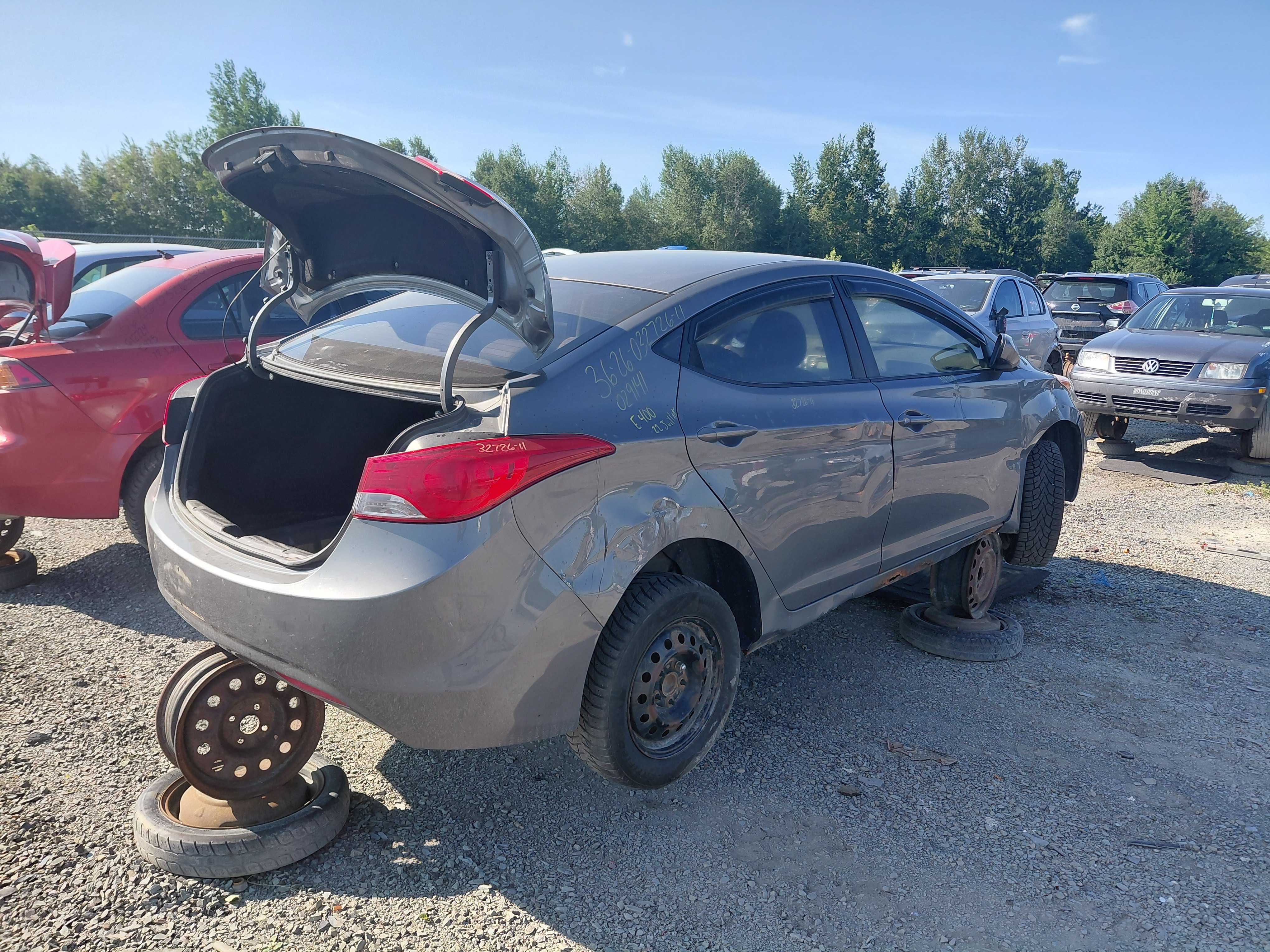 HYUNDAI ELANTRA 2011