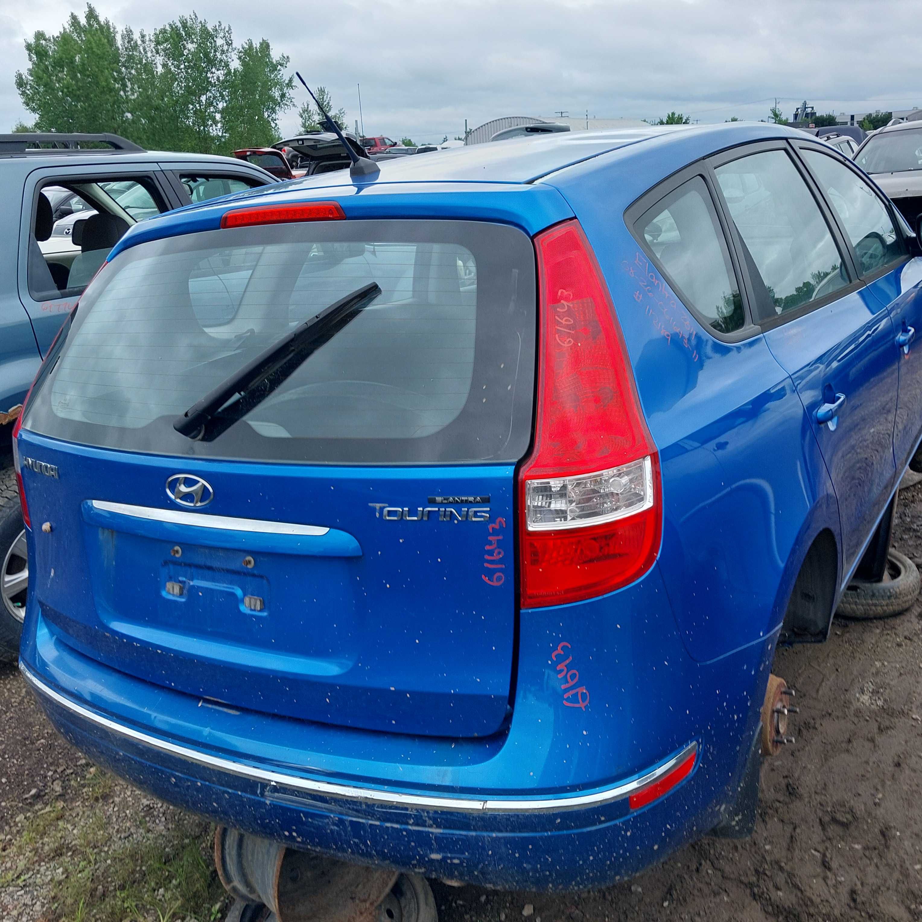 HYUNDAI ELANTRA 2011