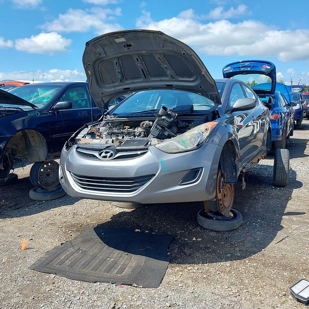 HYUNDAI ELANTRA 2011