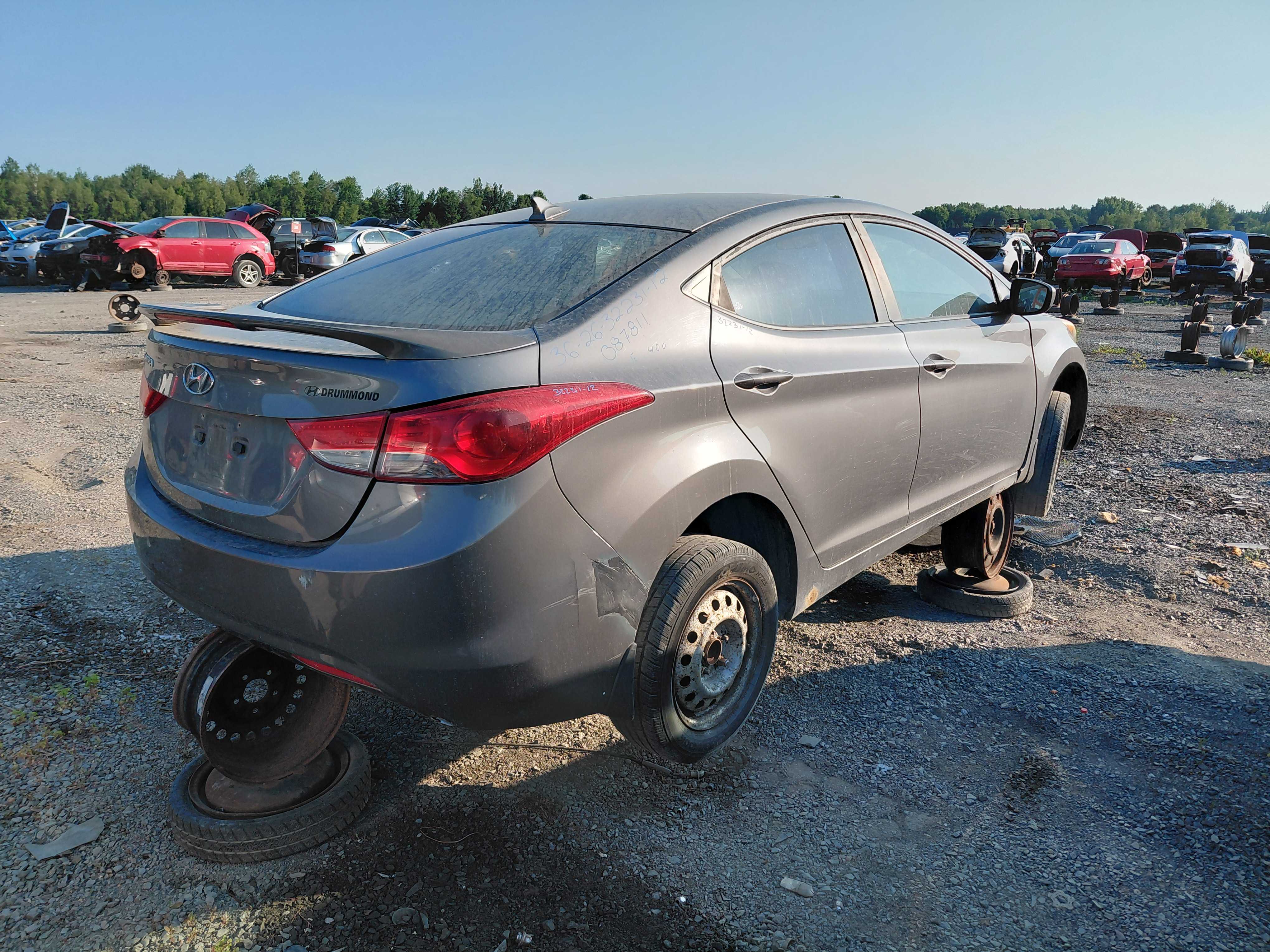 HYUNDAI ELANTRA 2012