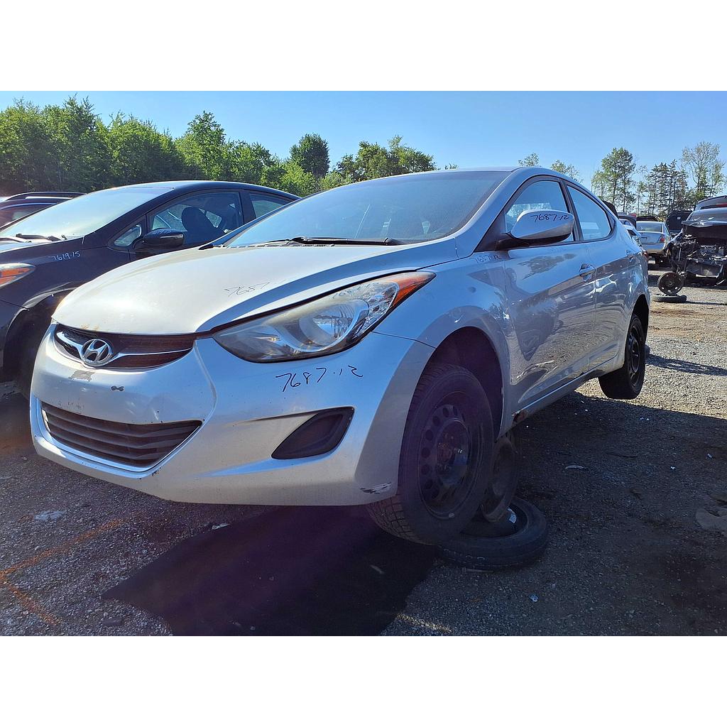 HYUNDAI ELANTRA 2012