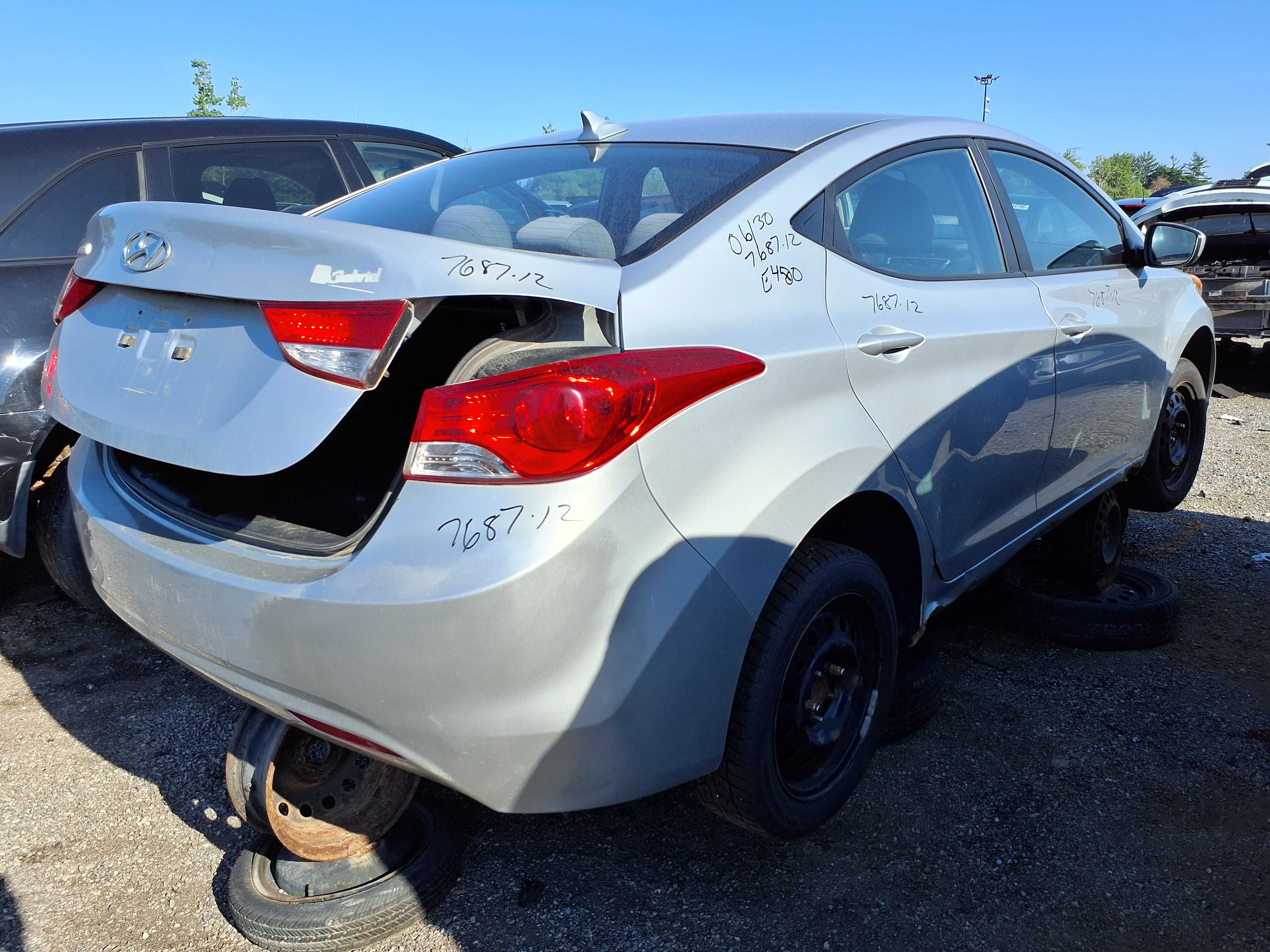 HYUNDAI ELANTRA 2012
