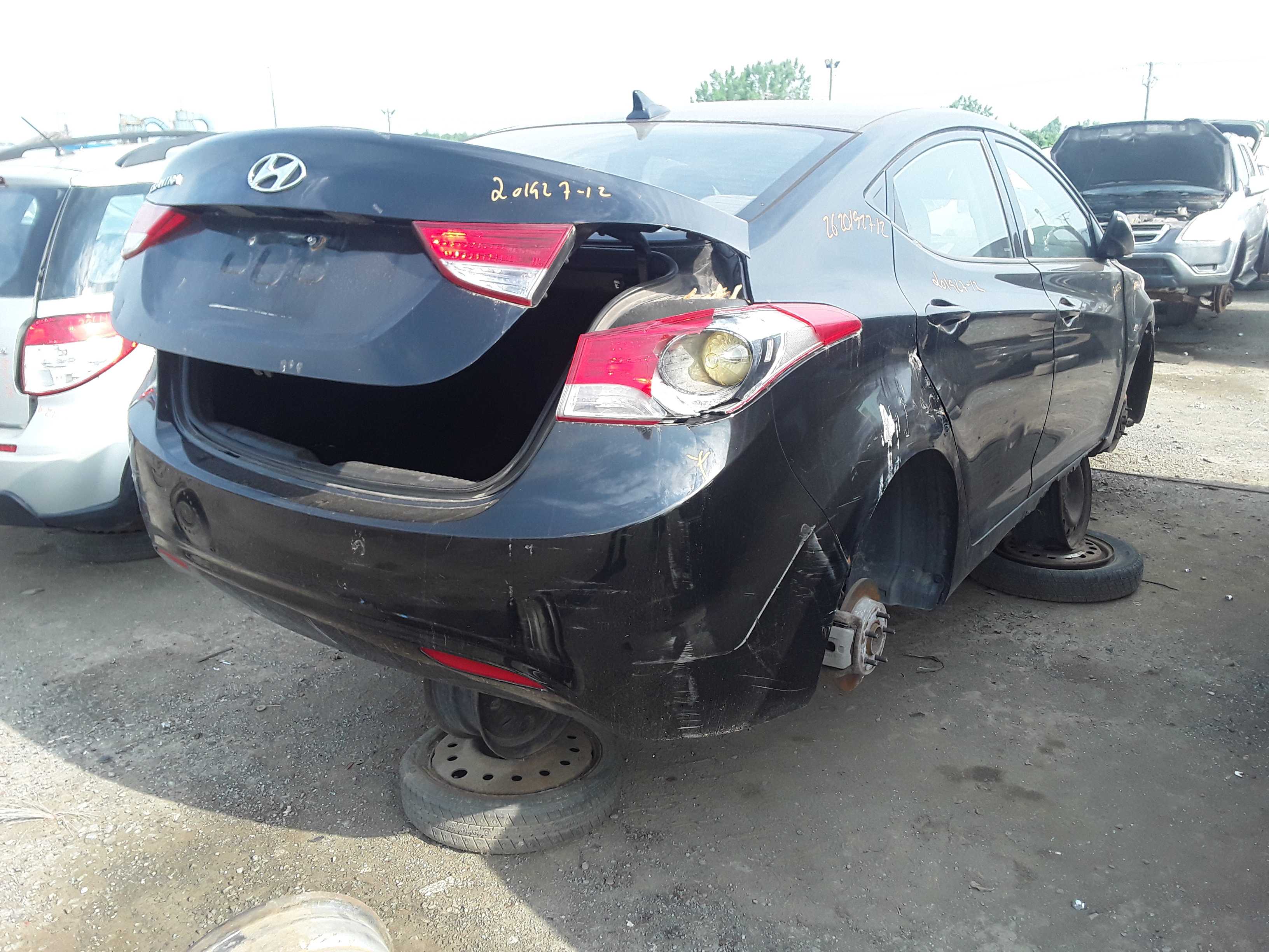 HYUNDAI ELANTRA 2012