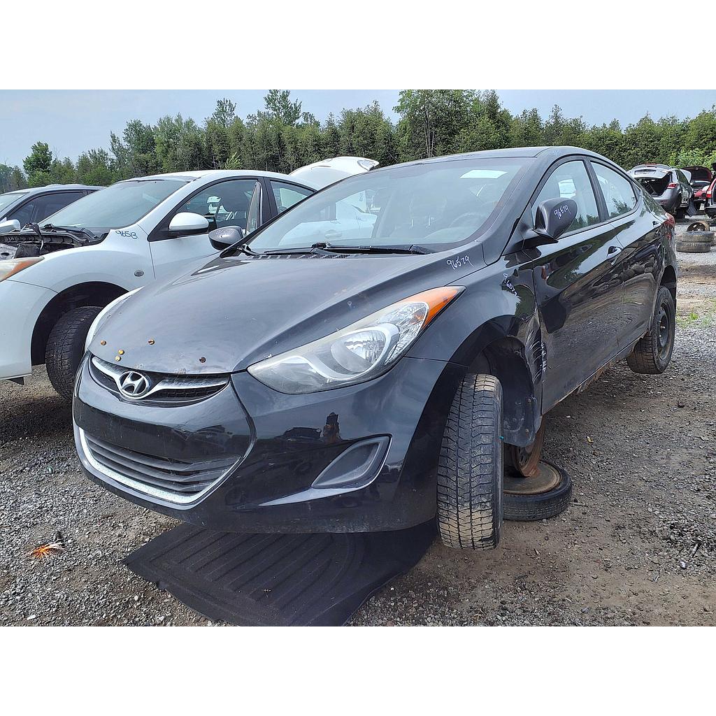 HYUNDAI ELANTRA 2012