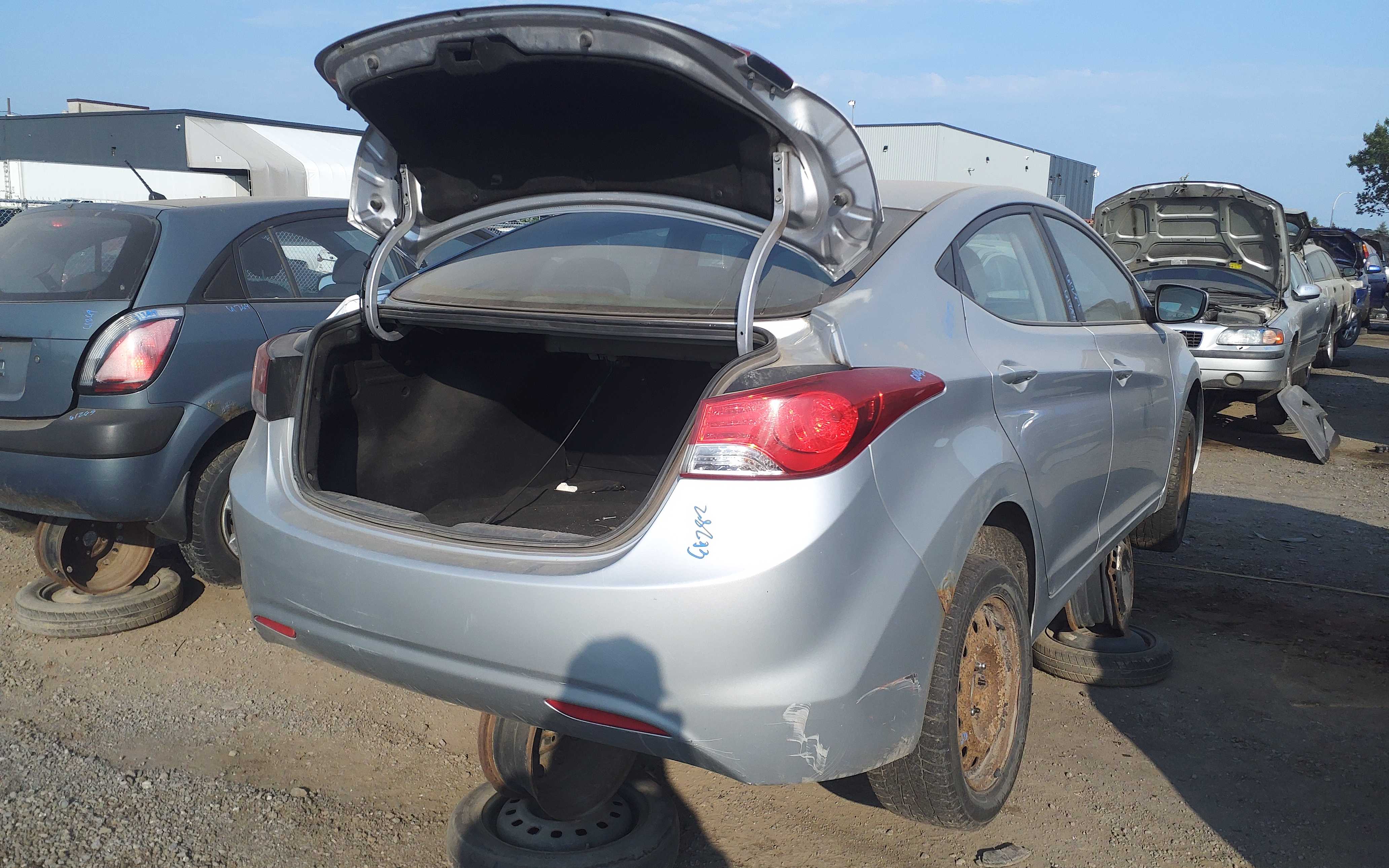 HYUNDAI ELANTRA 2012