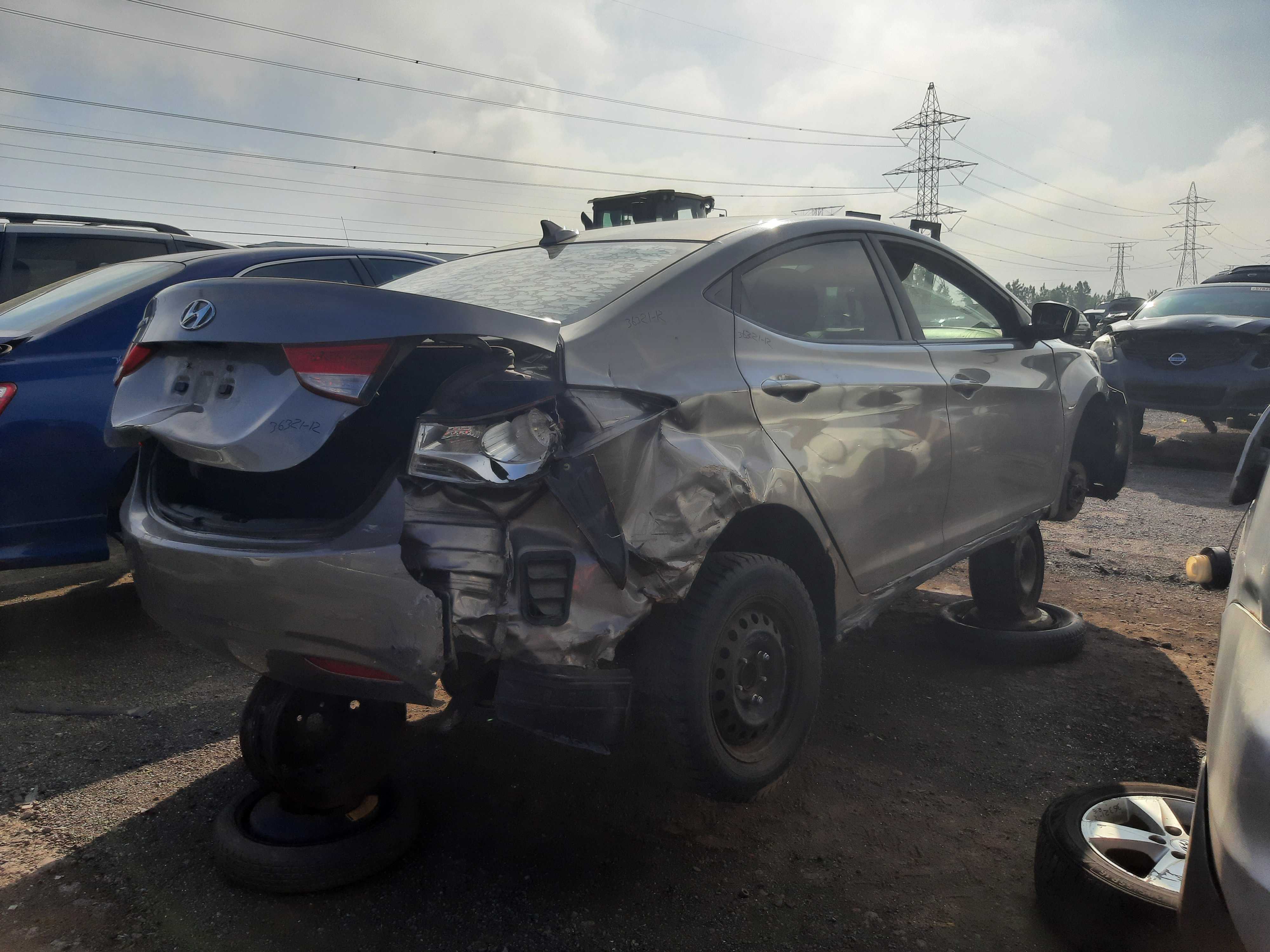 HYUNDAI ELANTRA 2012
