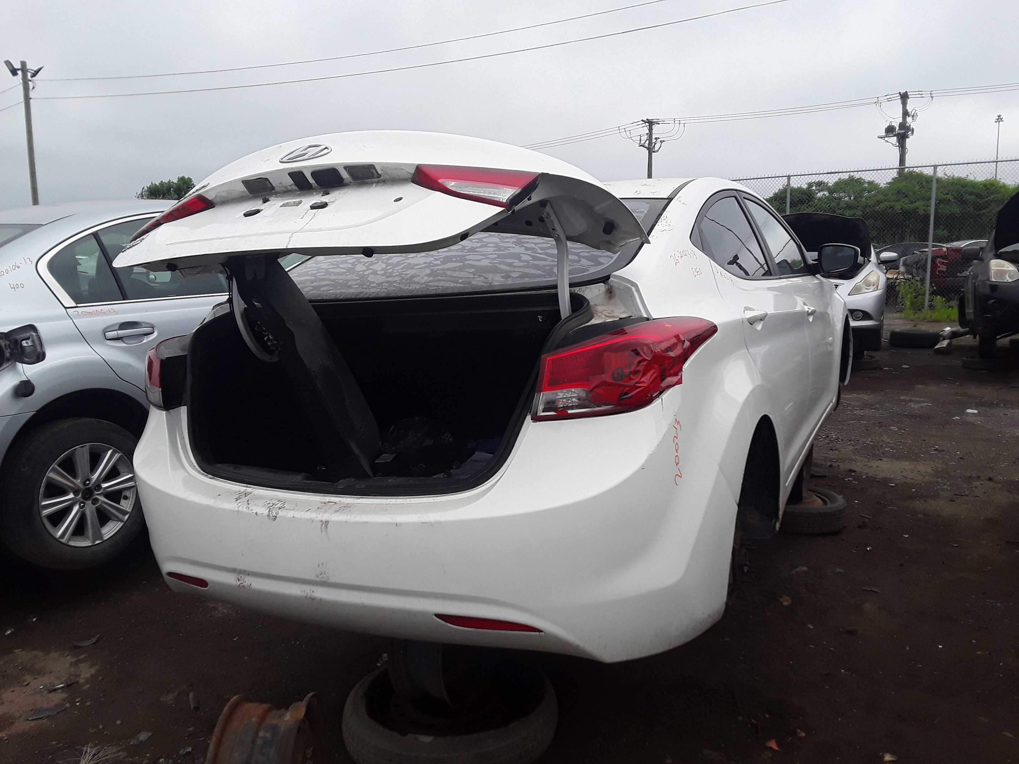 HYUNDAI ELANTRA 2013