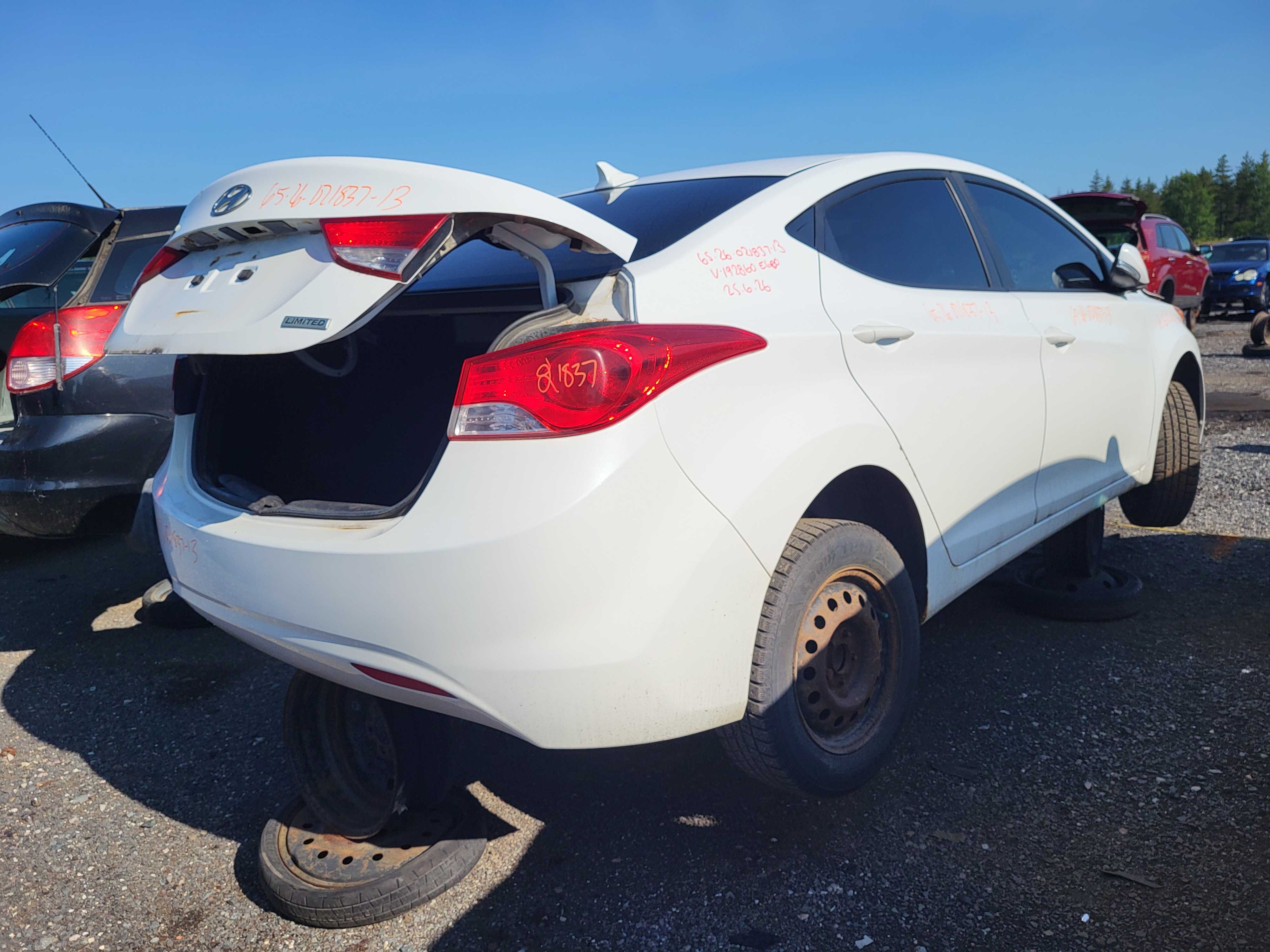 HYUNDAI ELANTRA 2013