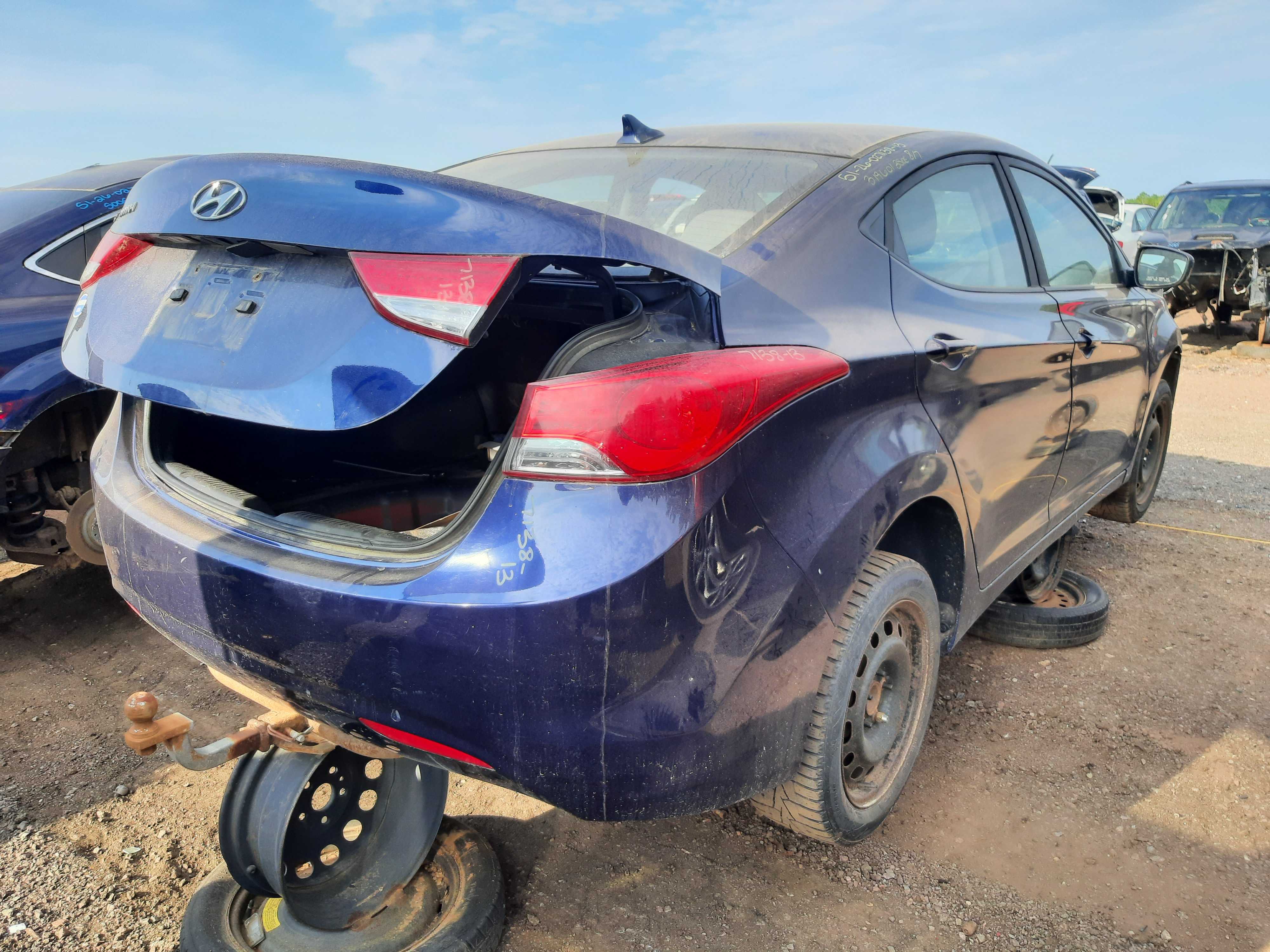 HYUNDAI ELANTRA 2013