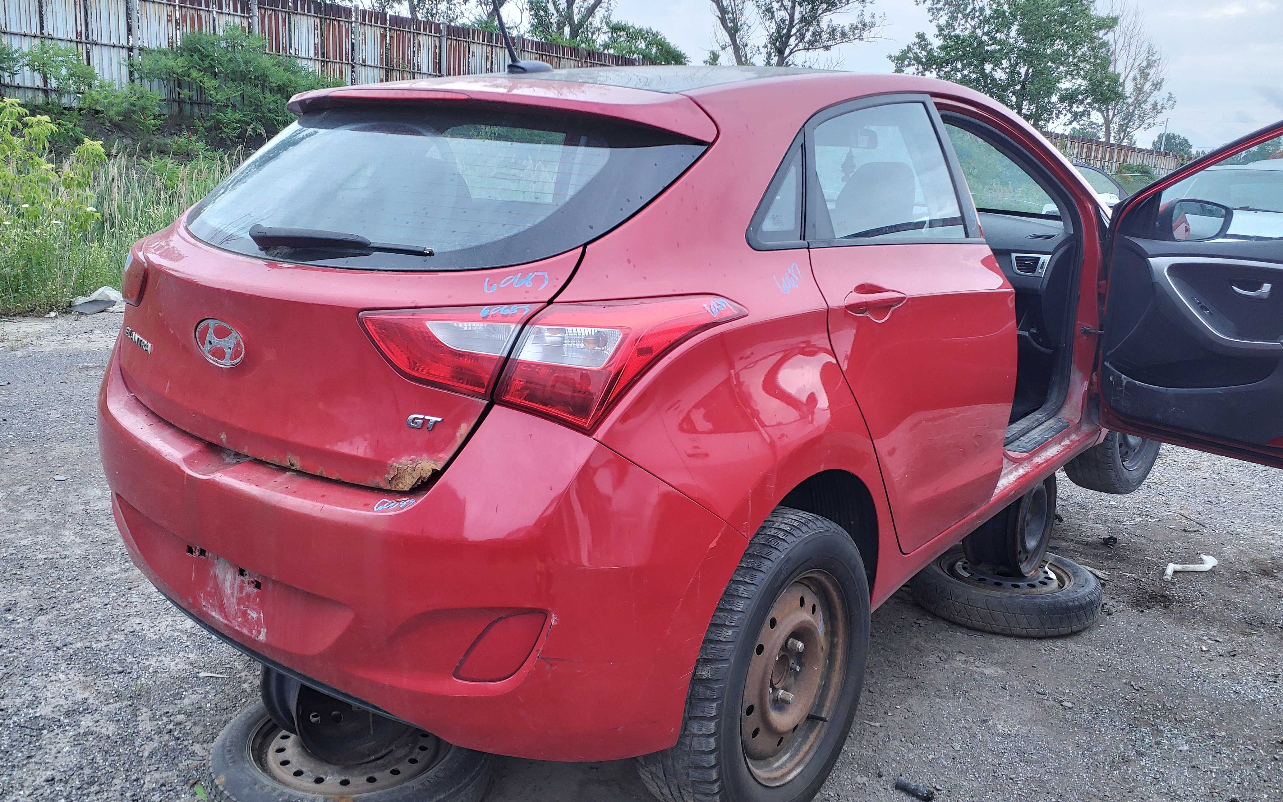 HYUNDAI ELANTRA 2013