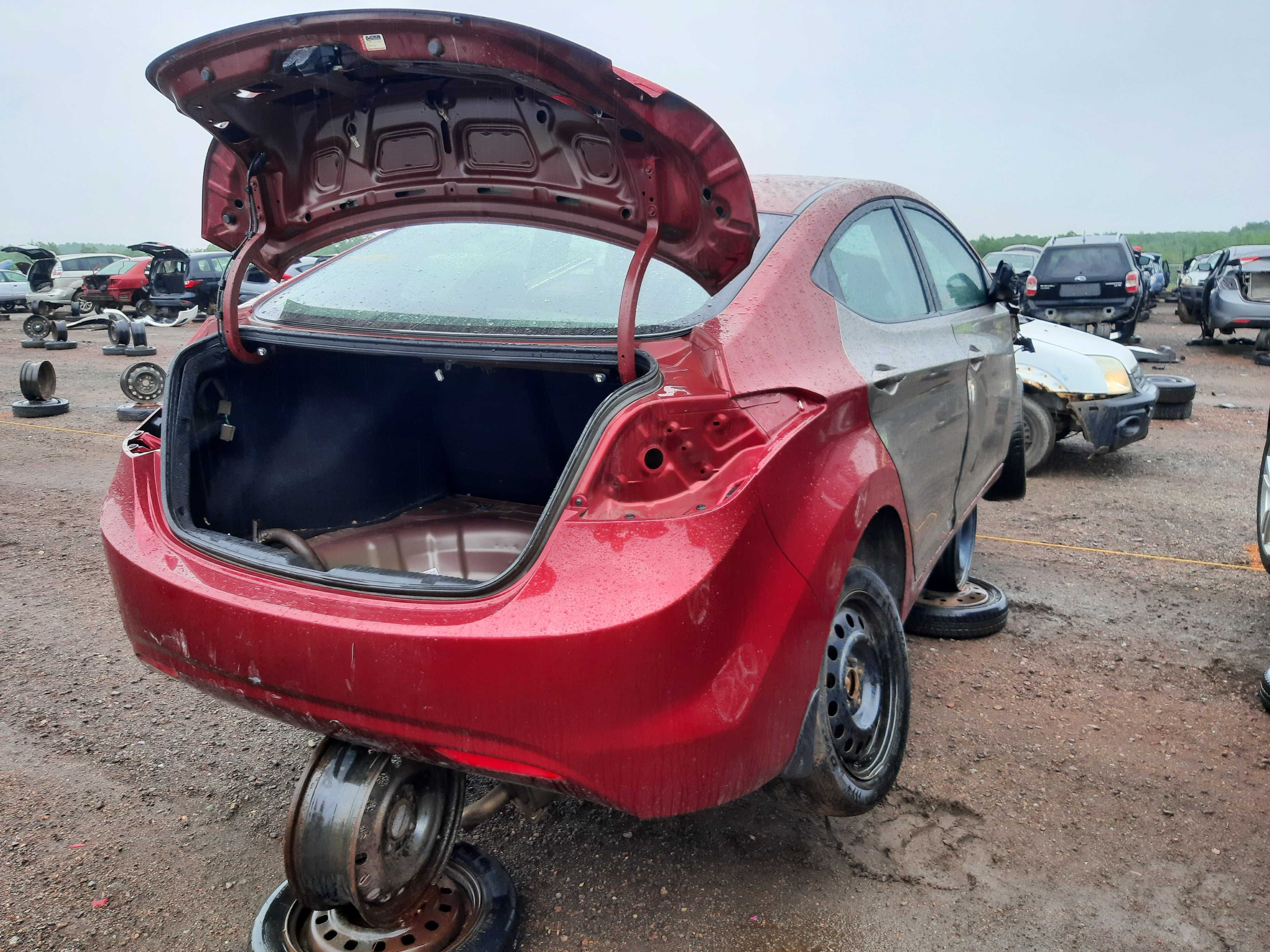 HYUNDAI ELANTRA 2013