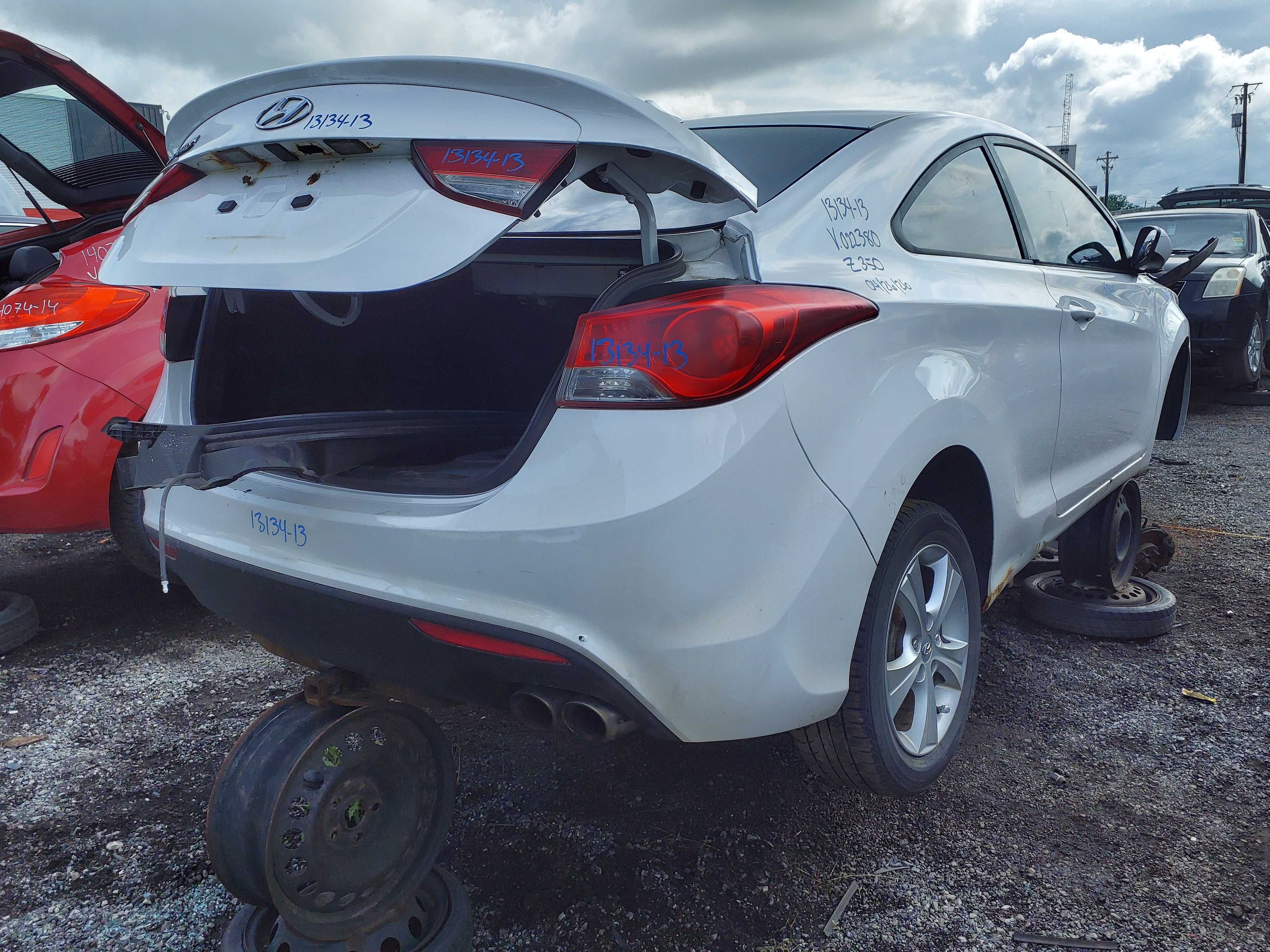 HYUNDAI ELANTRA 2013