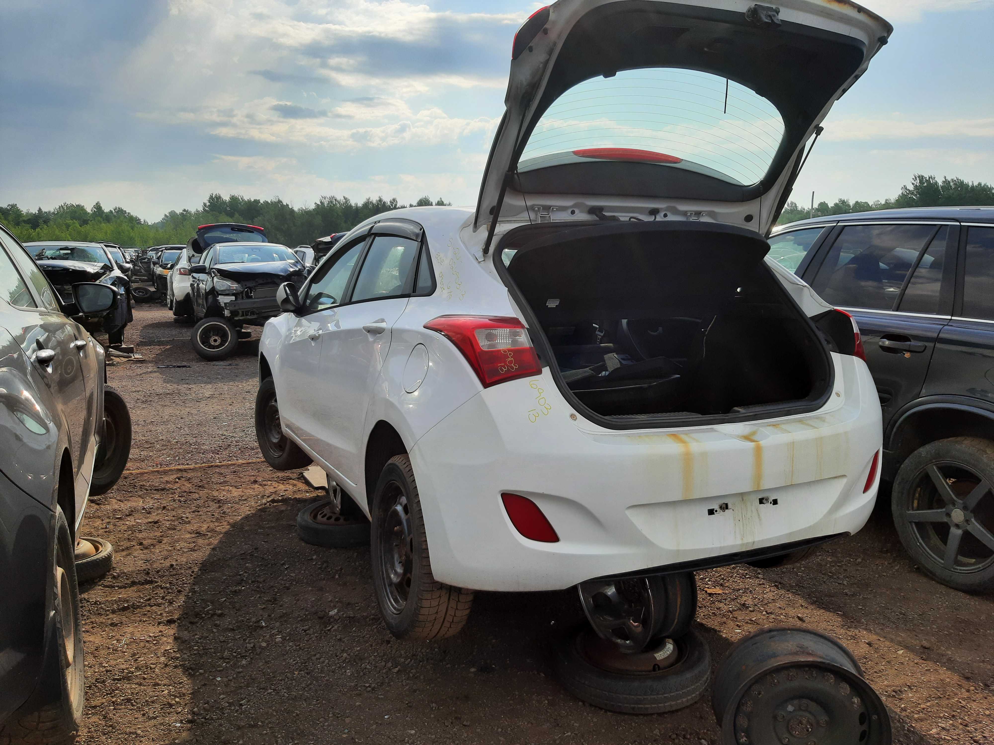HYUNDAI ELANTRA 2013