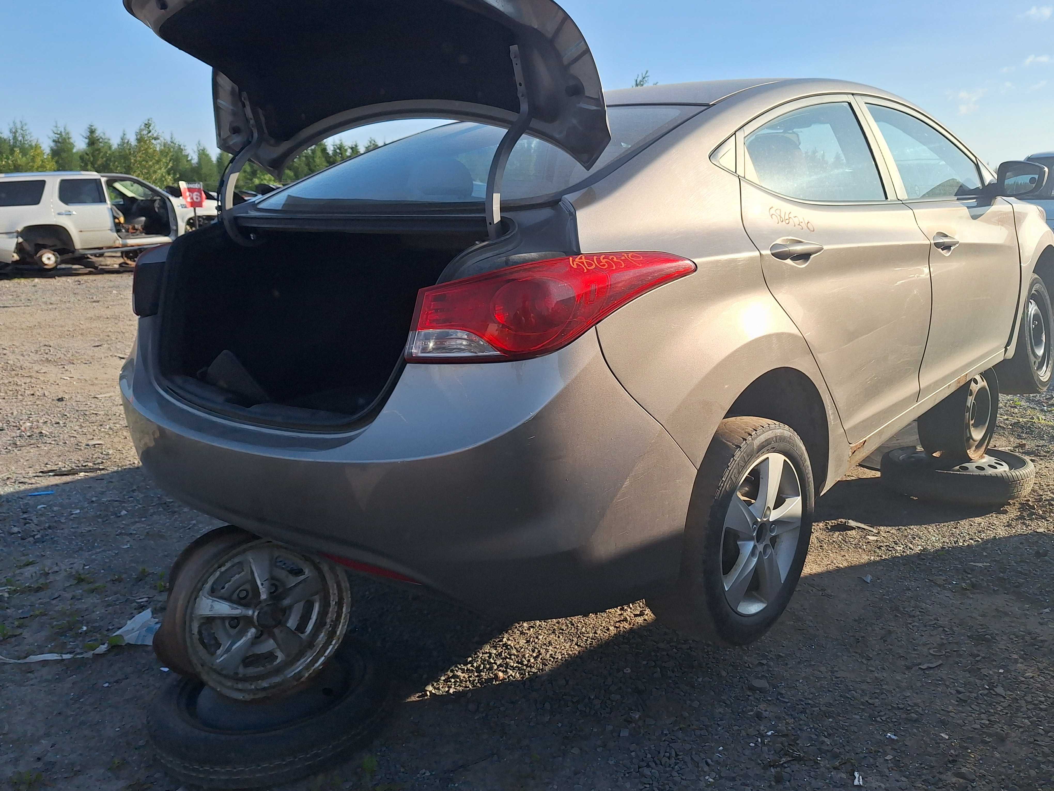 HYUNDAI ELANTRA 2013