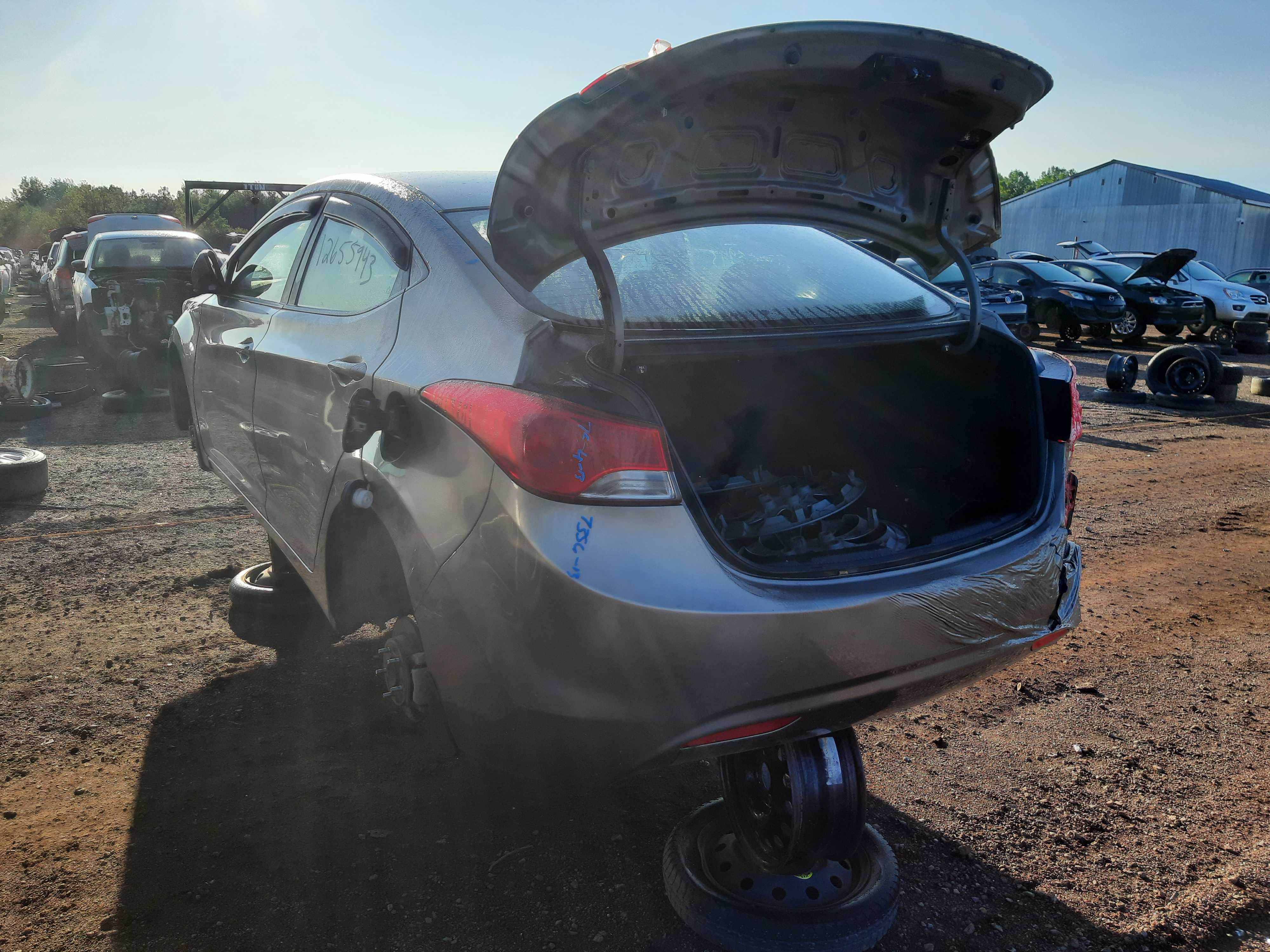 HYUNDAI ELANTRA 2013