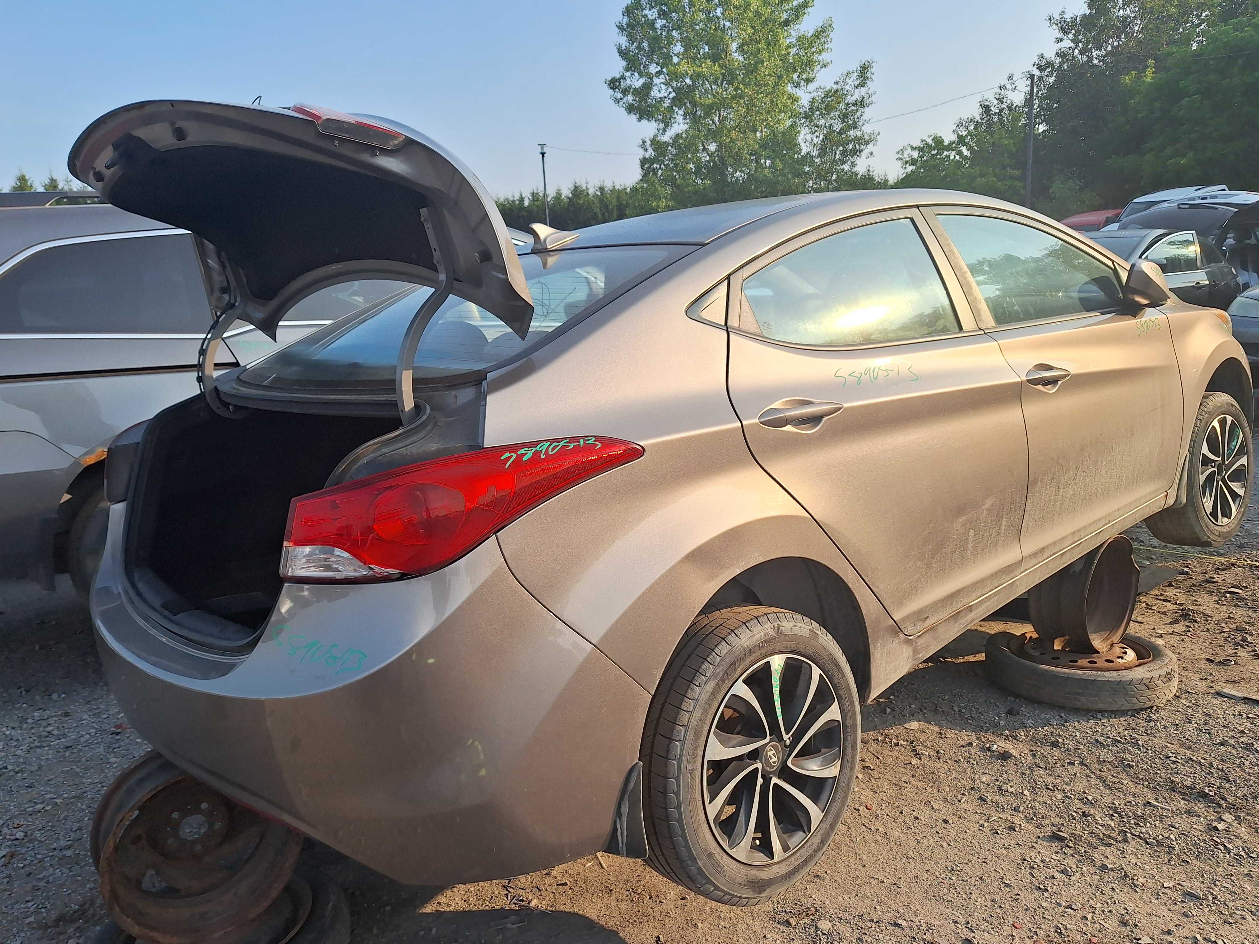 HYUNDAI ELANTRA 2013
