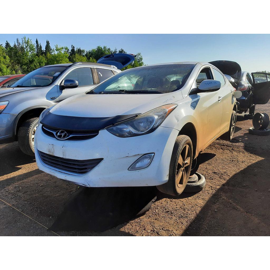 HYUNDAI ELANTRA 2013