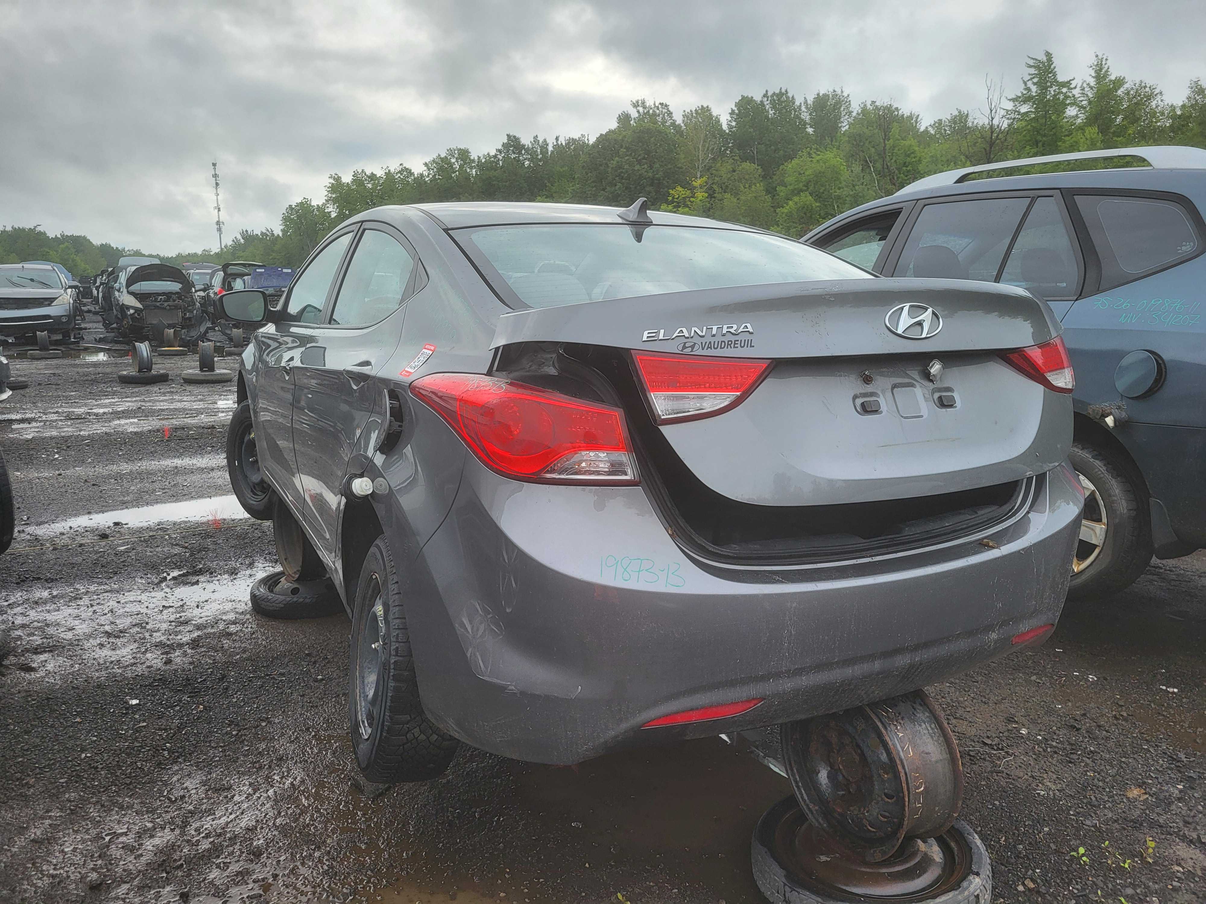HYUNDAI ELANTRA 2013