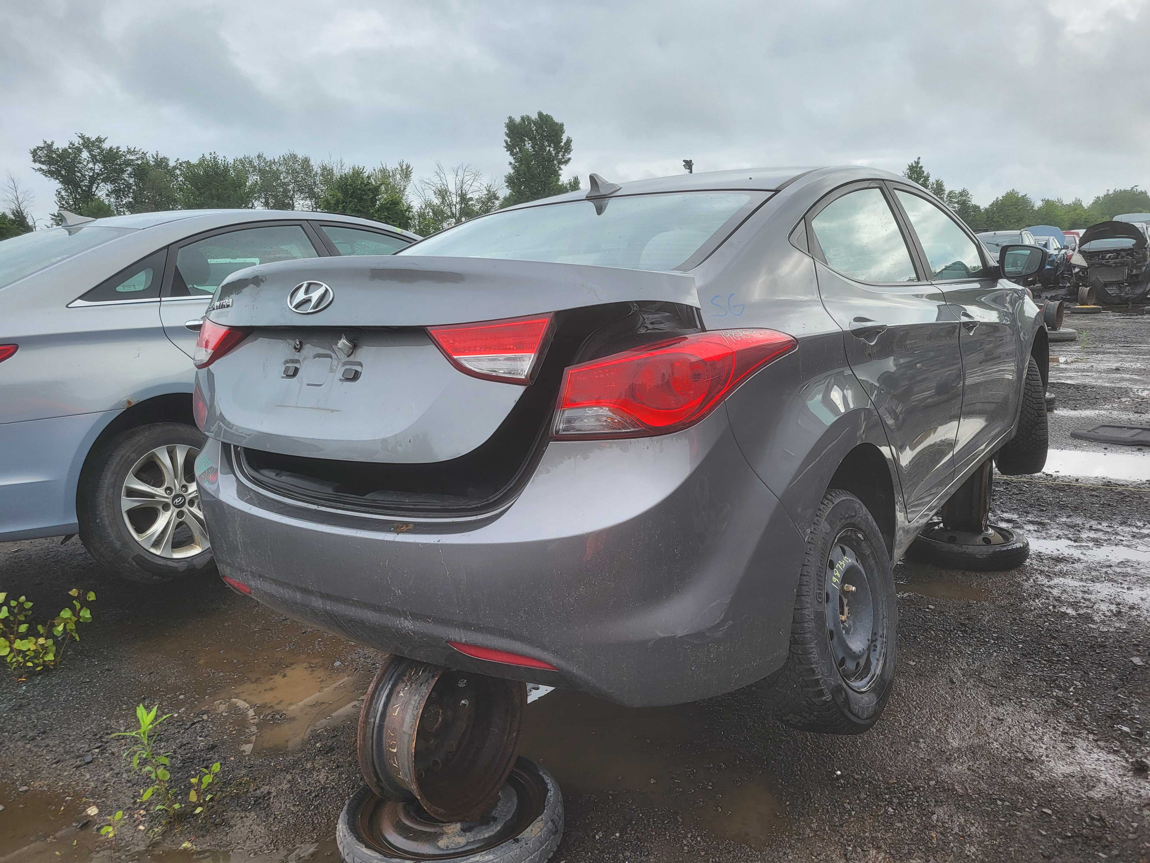 HYUNDAI ELANTRA 2013