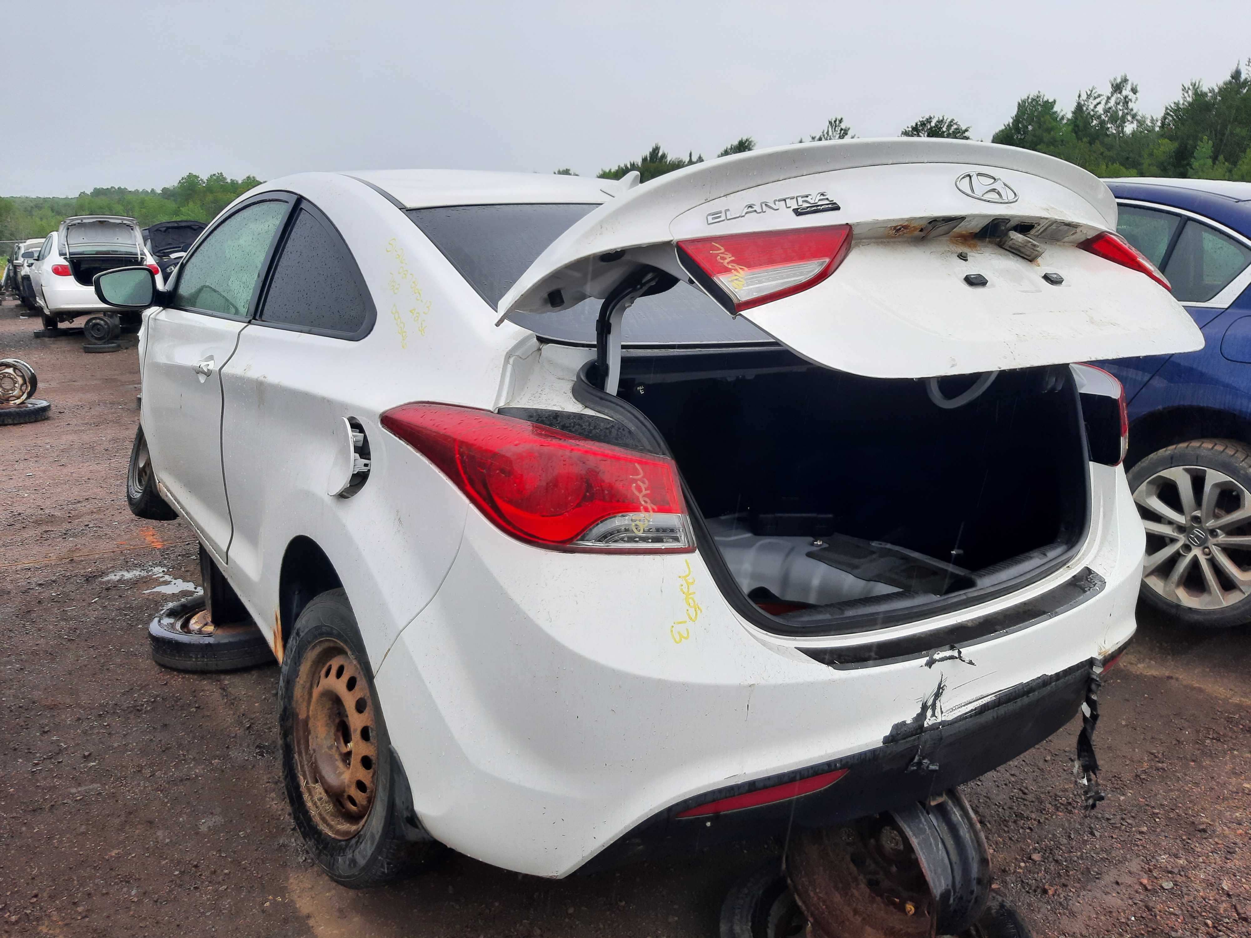 HYUNDAI ELANTRA 2013