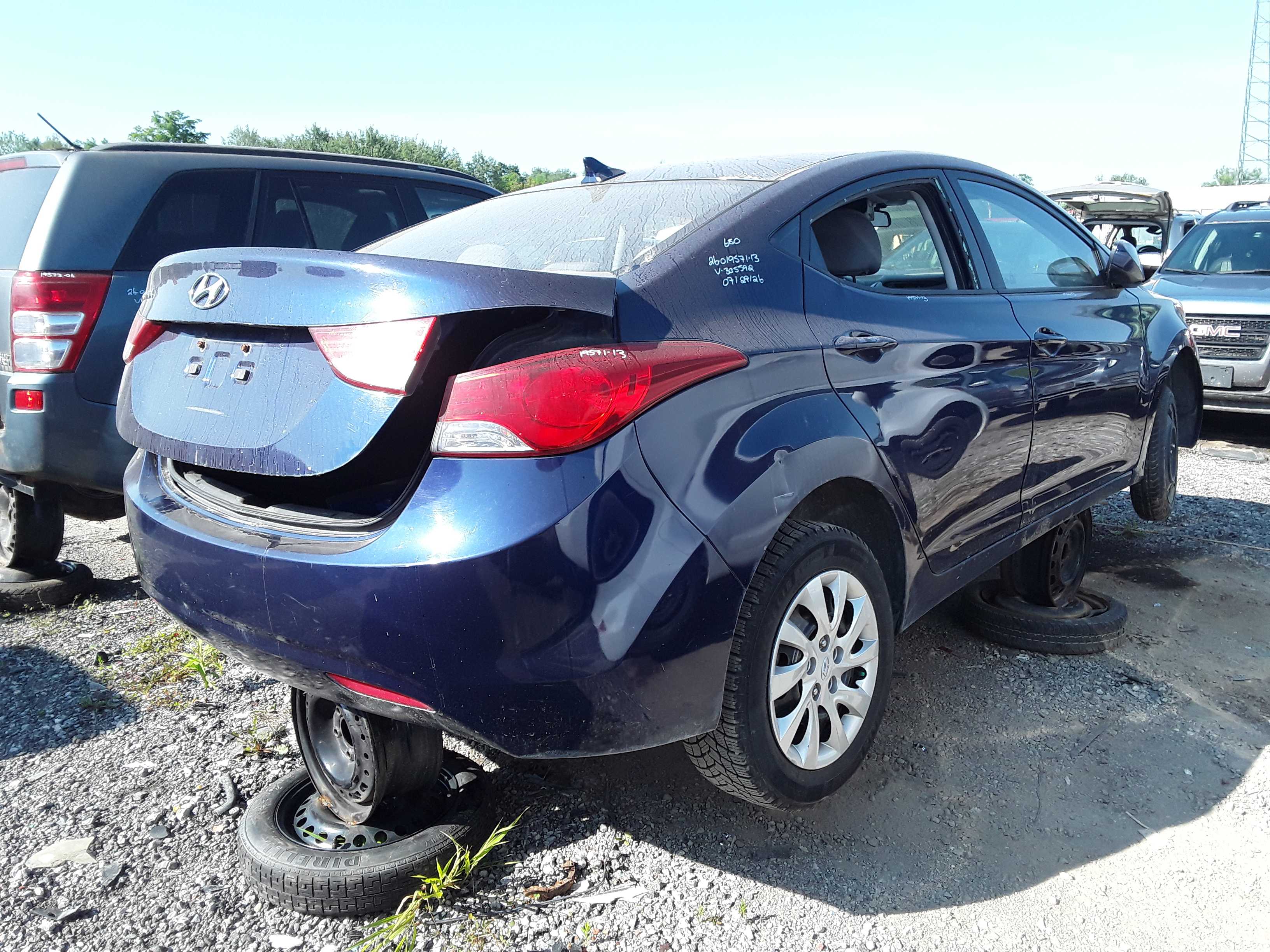HYUNDAI ELANTRA 2013