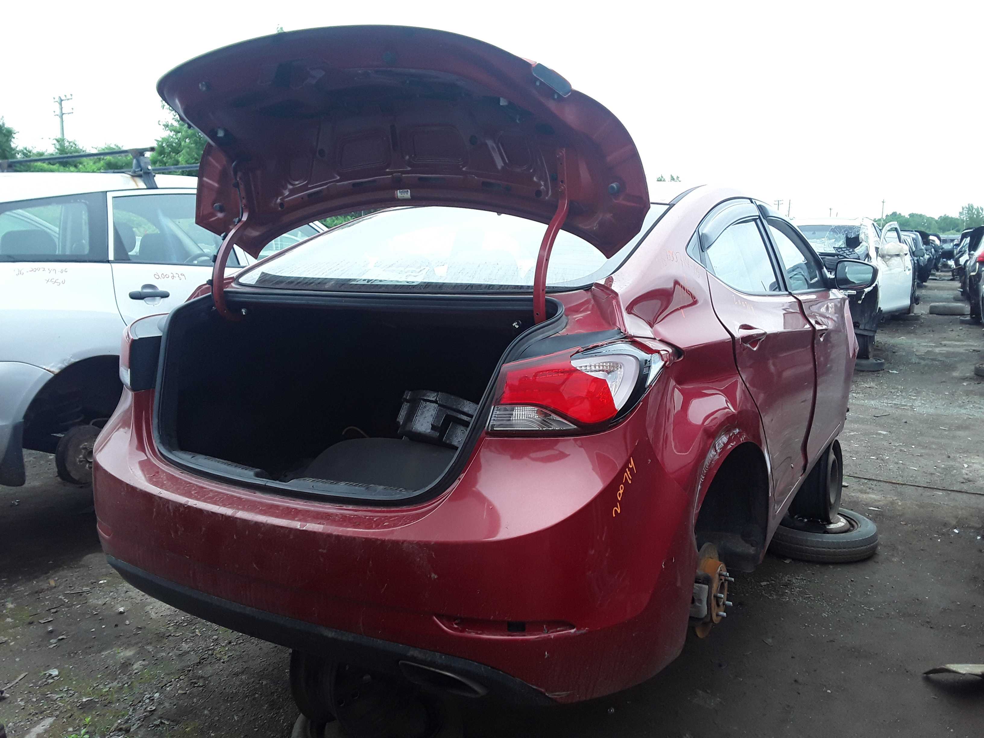 HYUNDAI ELANTRA 2016