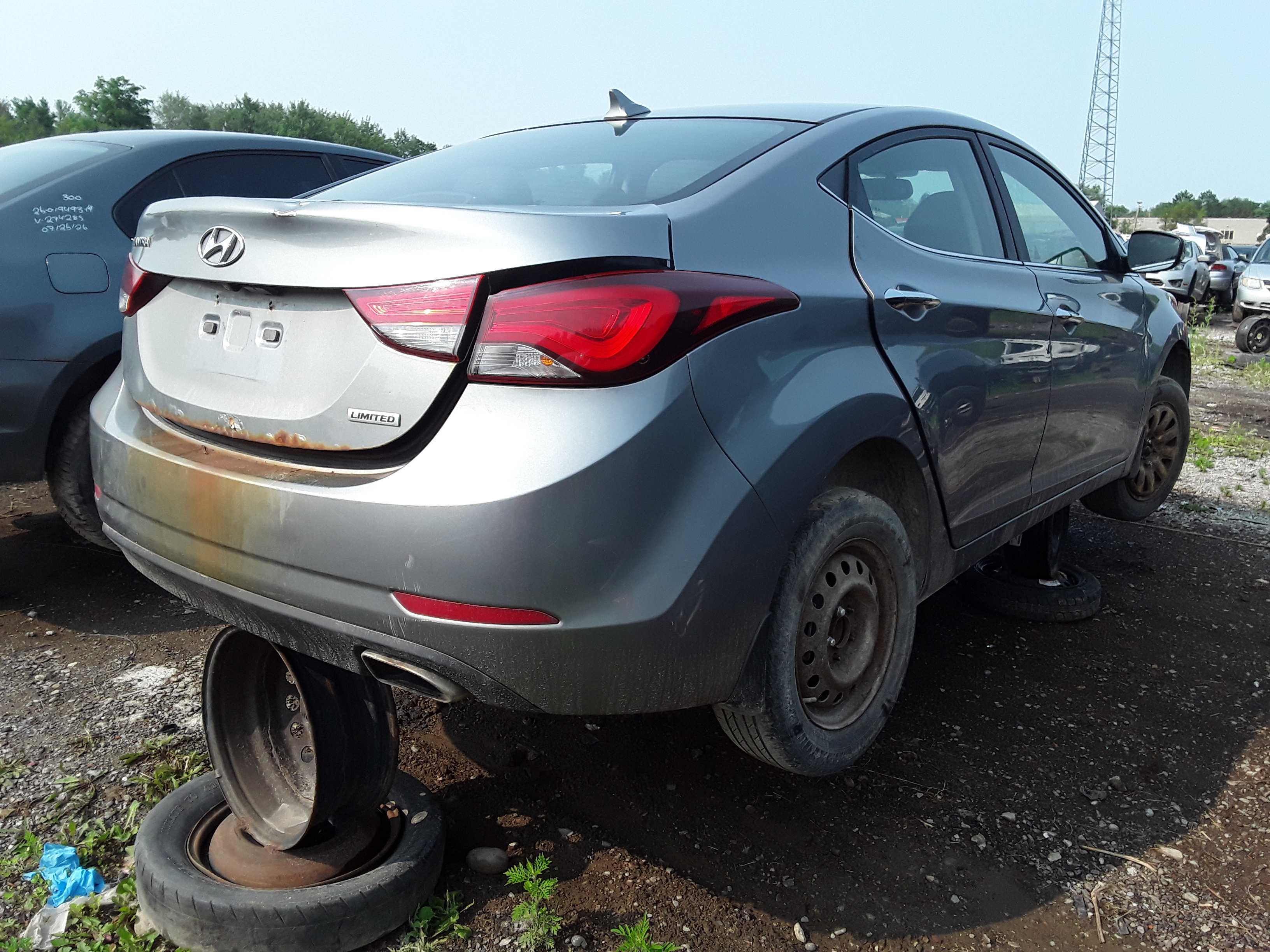 HYUNDAI ELANTRA 2016
