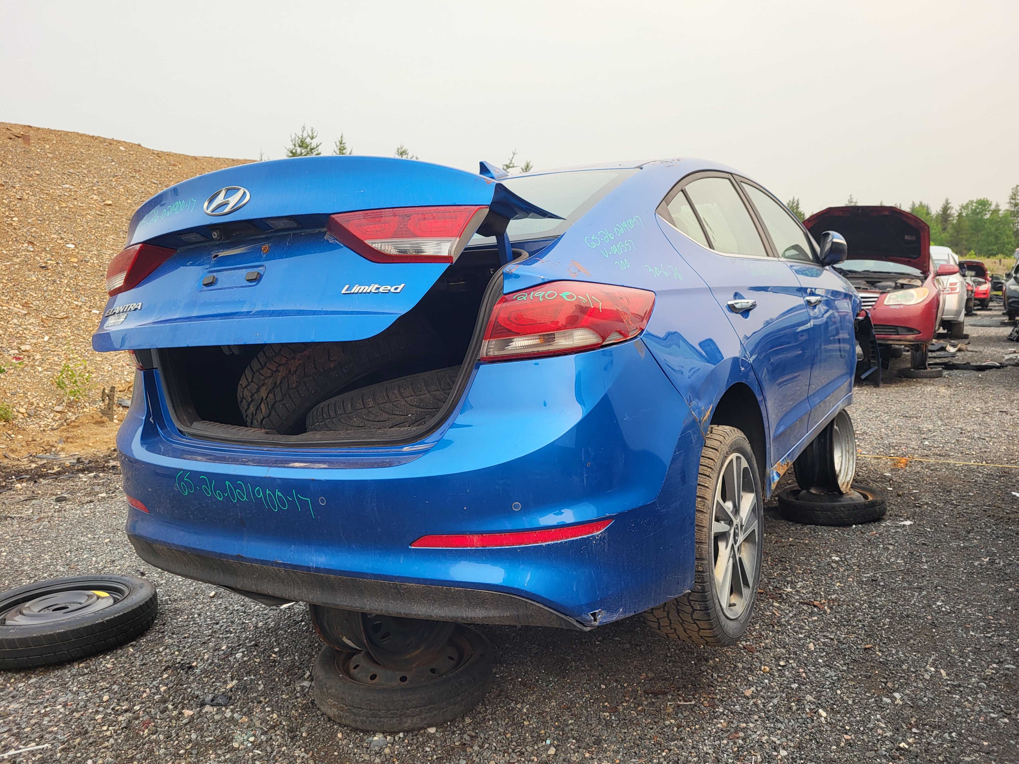 HYUNDAI ELANTRA 2017