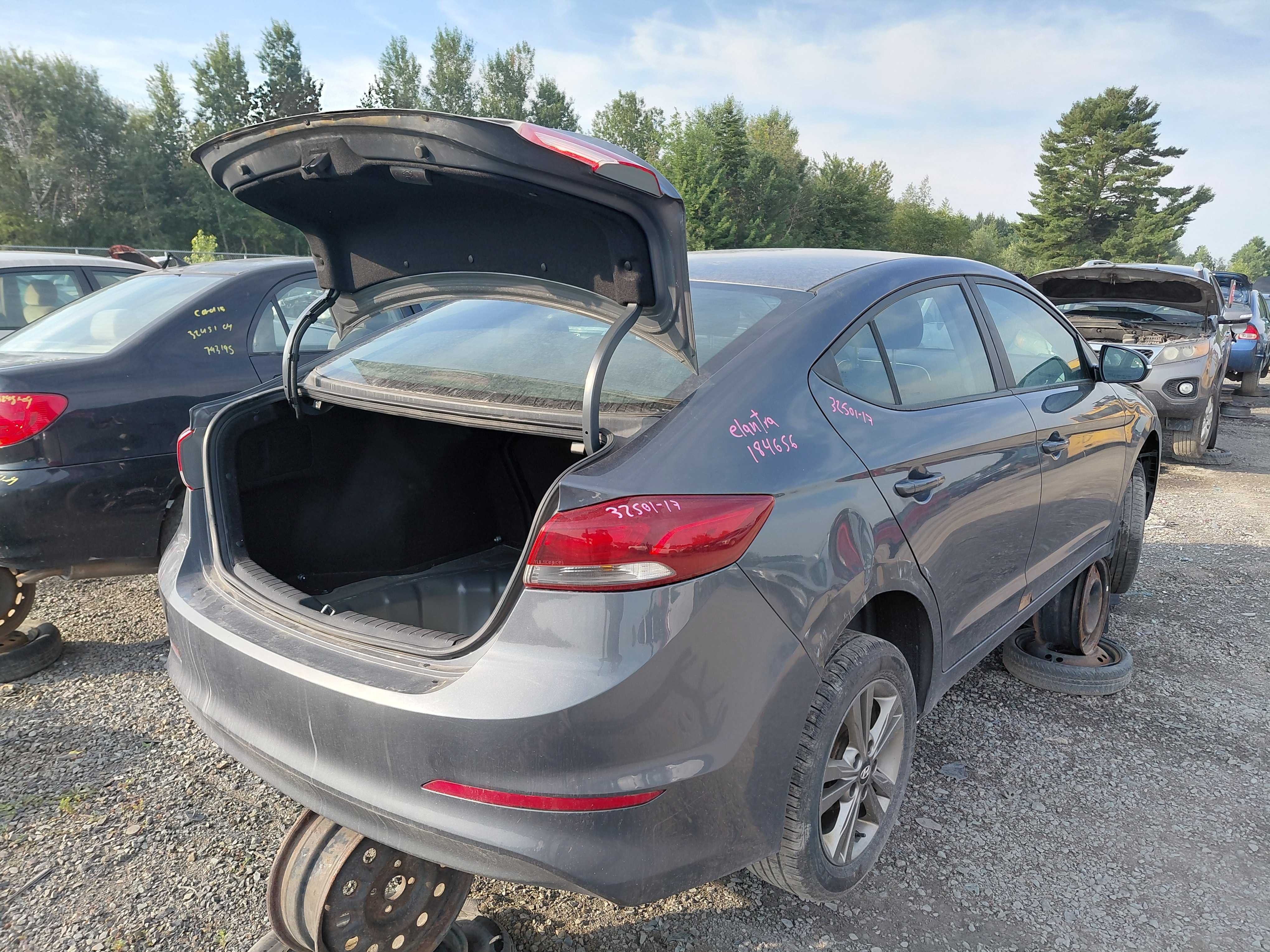 HYUNDAI ELANTRA 2017