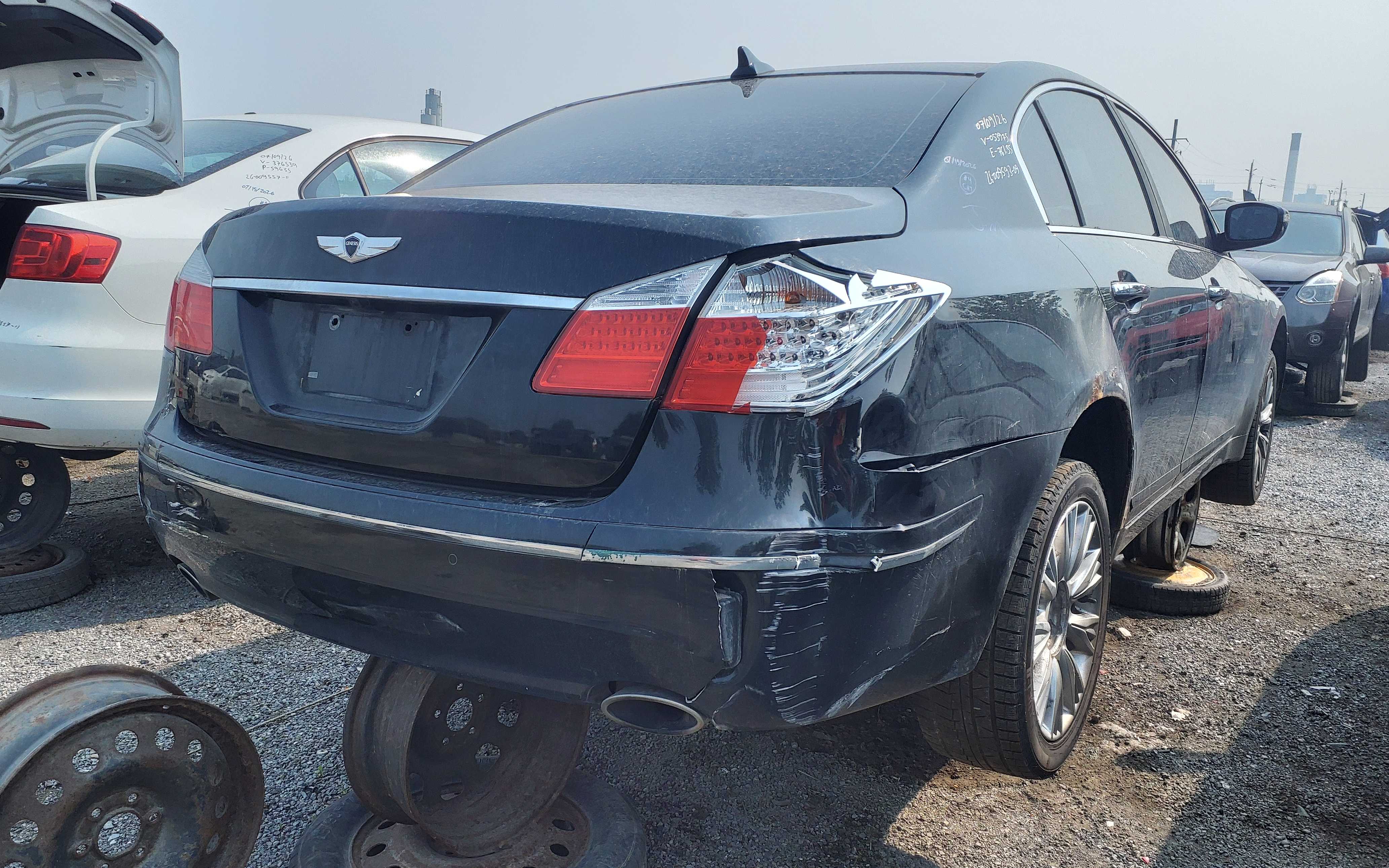 HYUNDAI GENESIS 2009