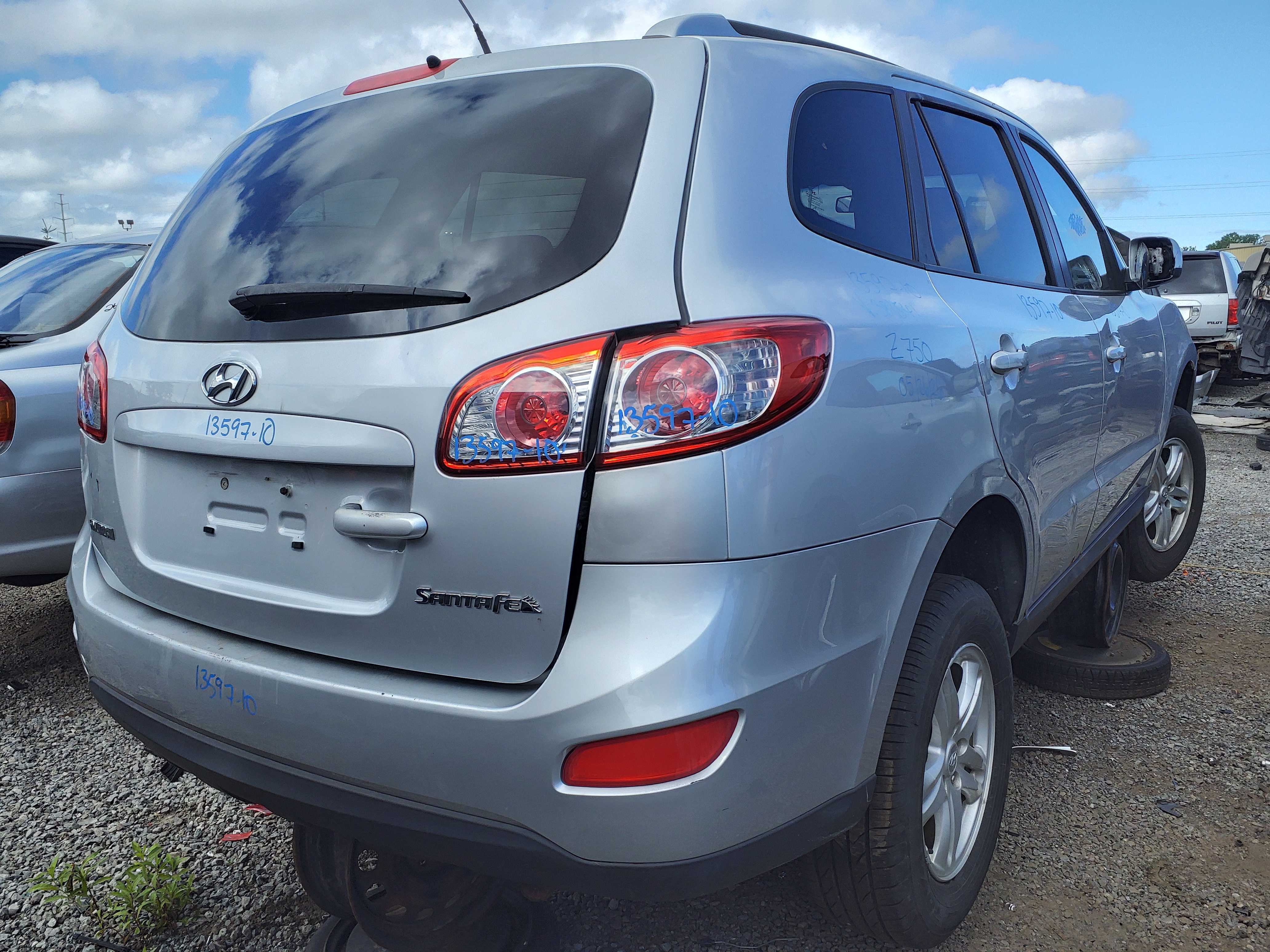 HYUNDAI SANTA FE 2010