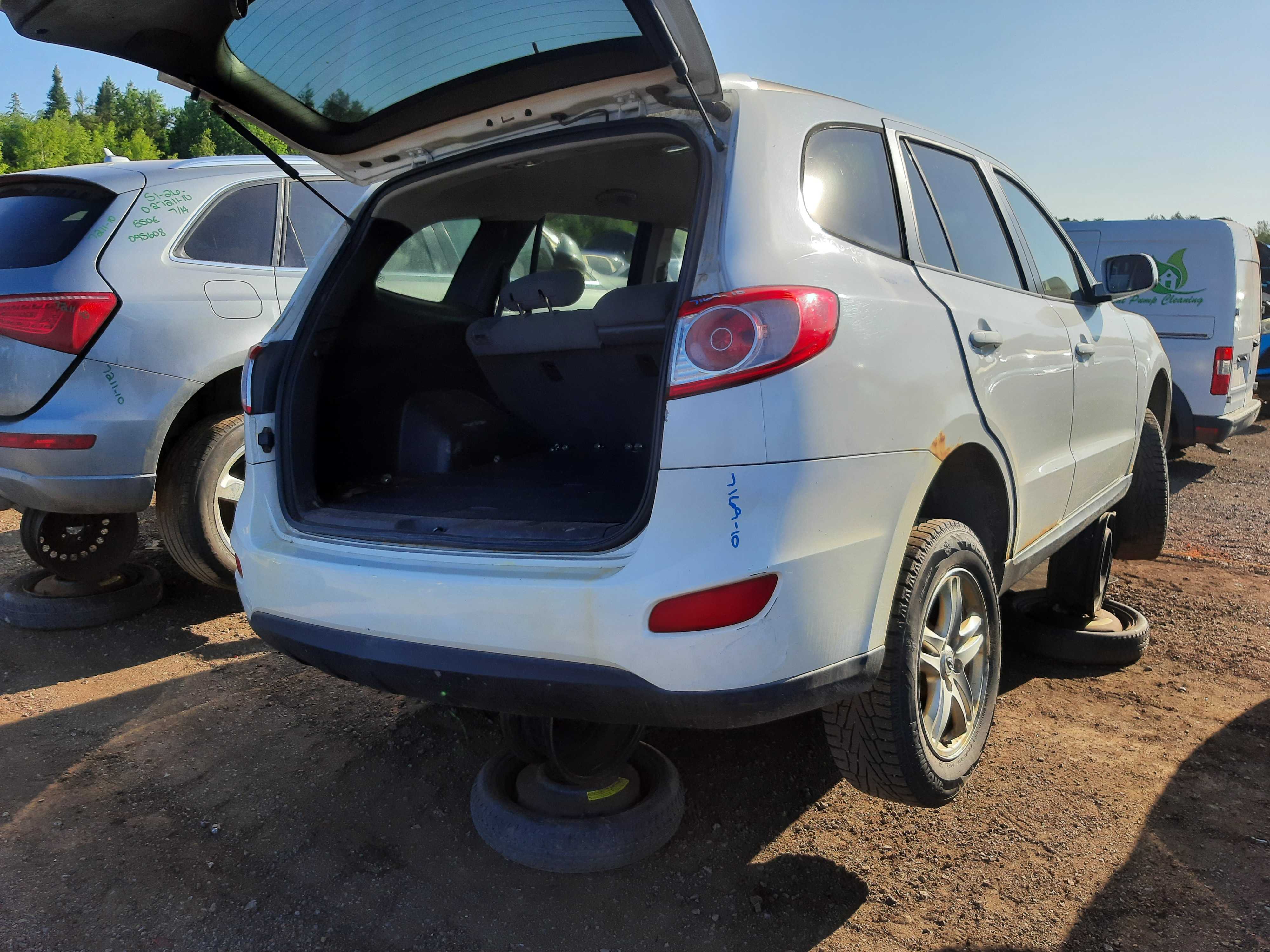 HYUNDAI SANTA FE 2010