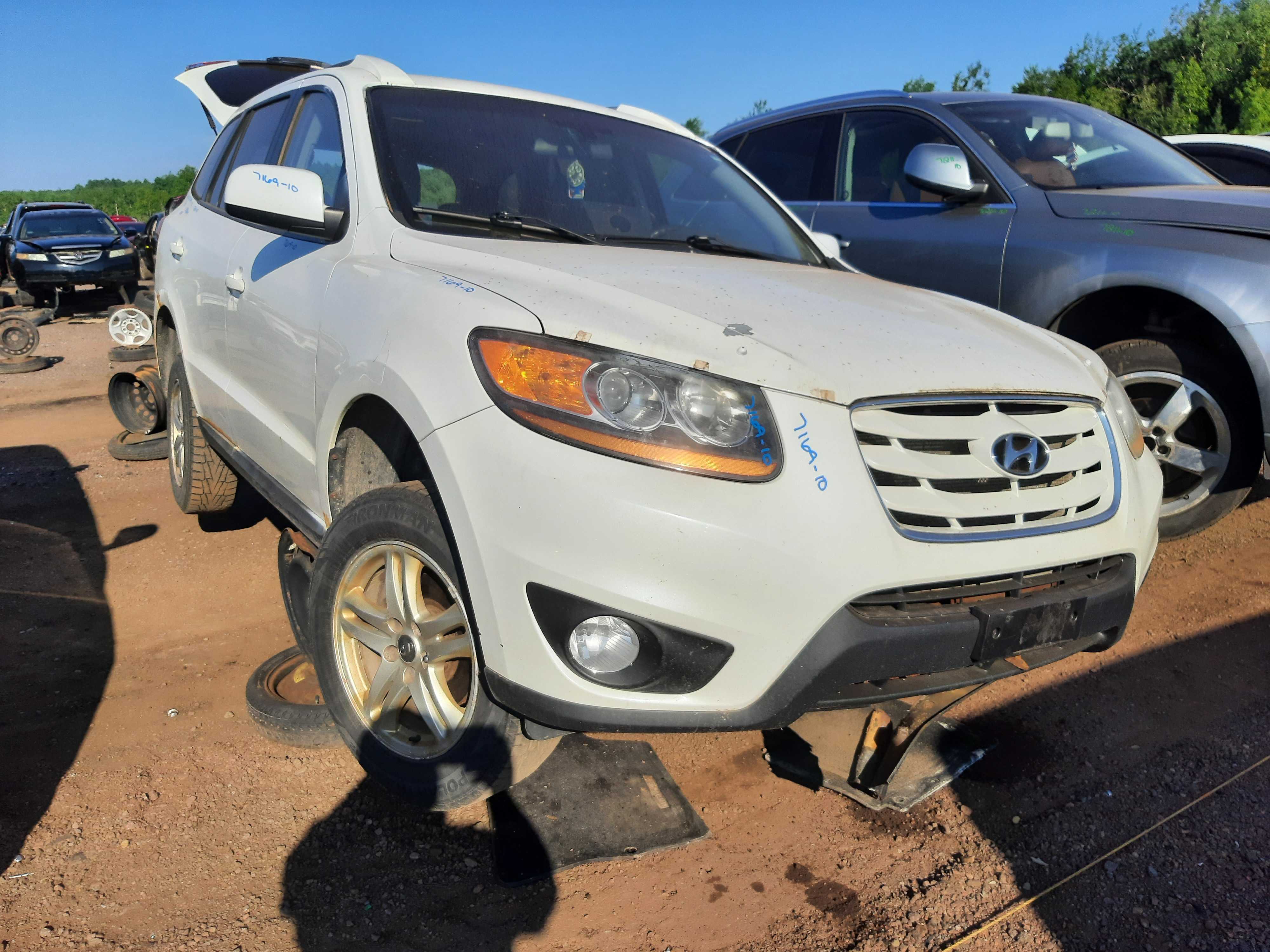 HYUNDAI SANTA FE 2010