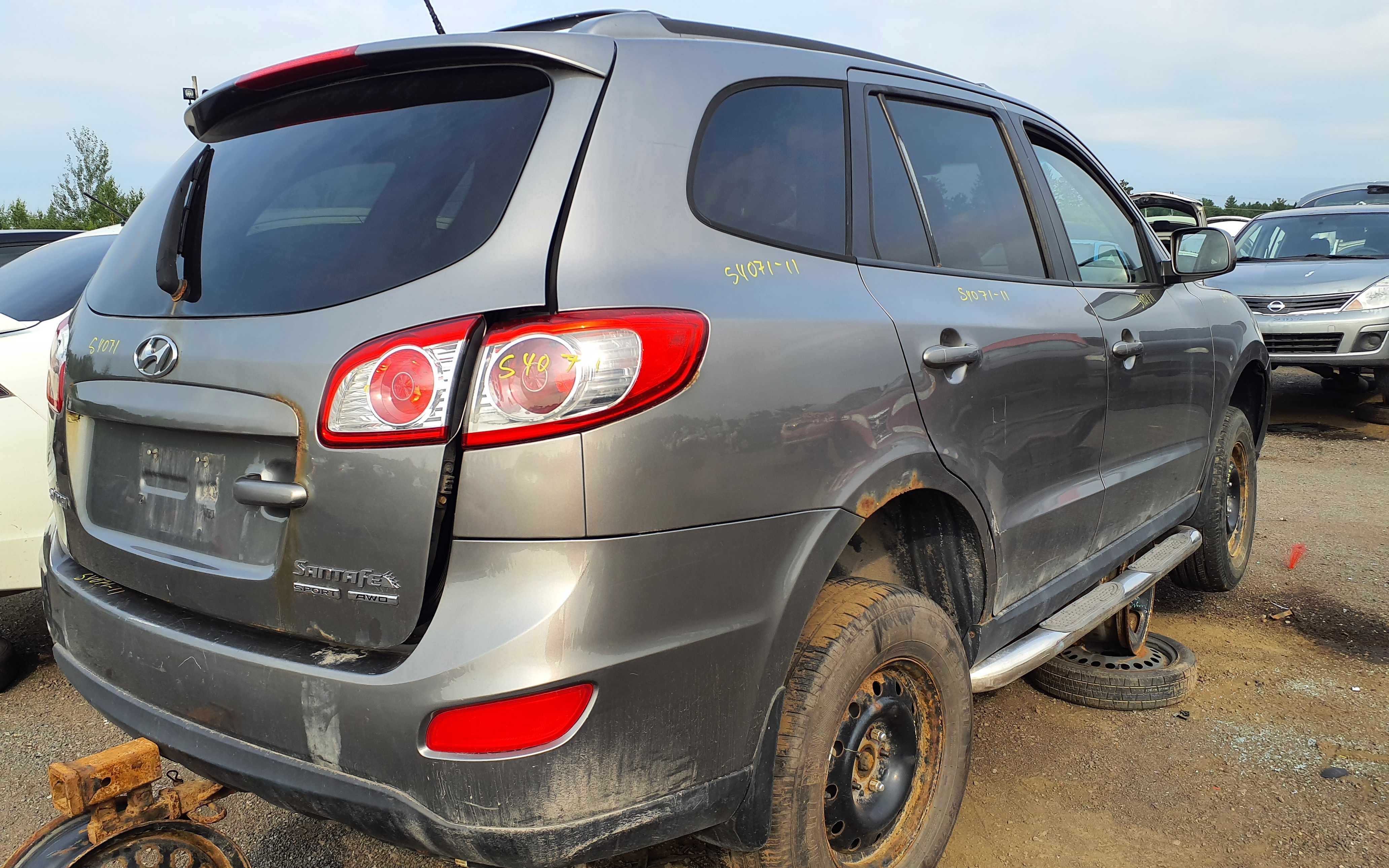 HYUNDAI SANTA FE 2011