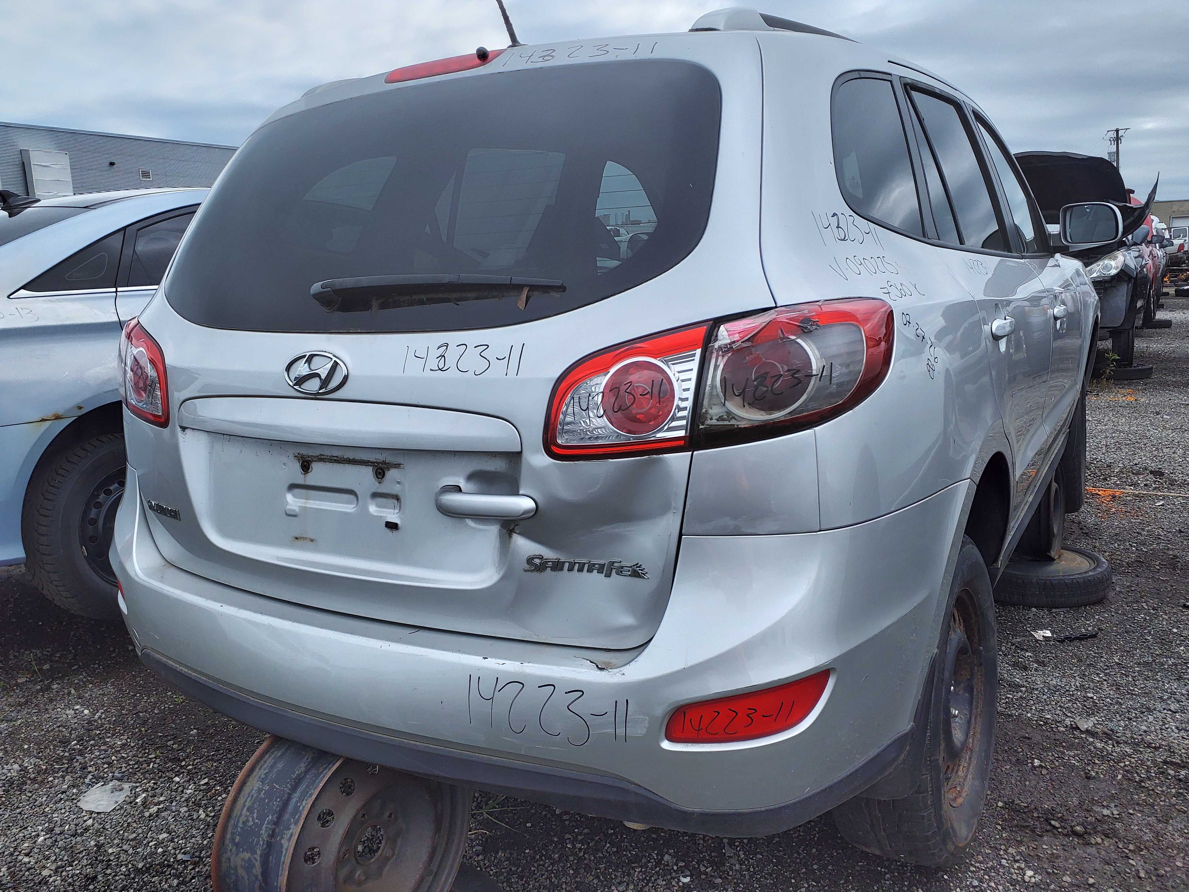 HYUNDAI SANTA FE 2011