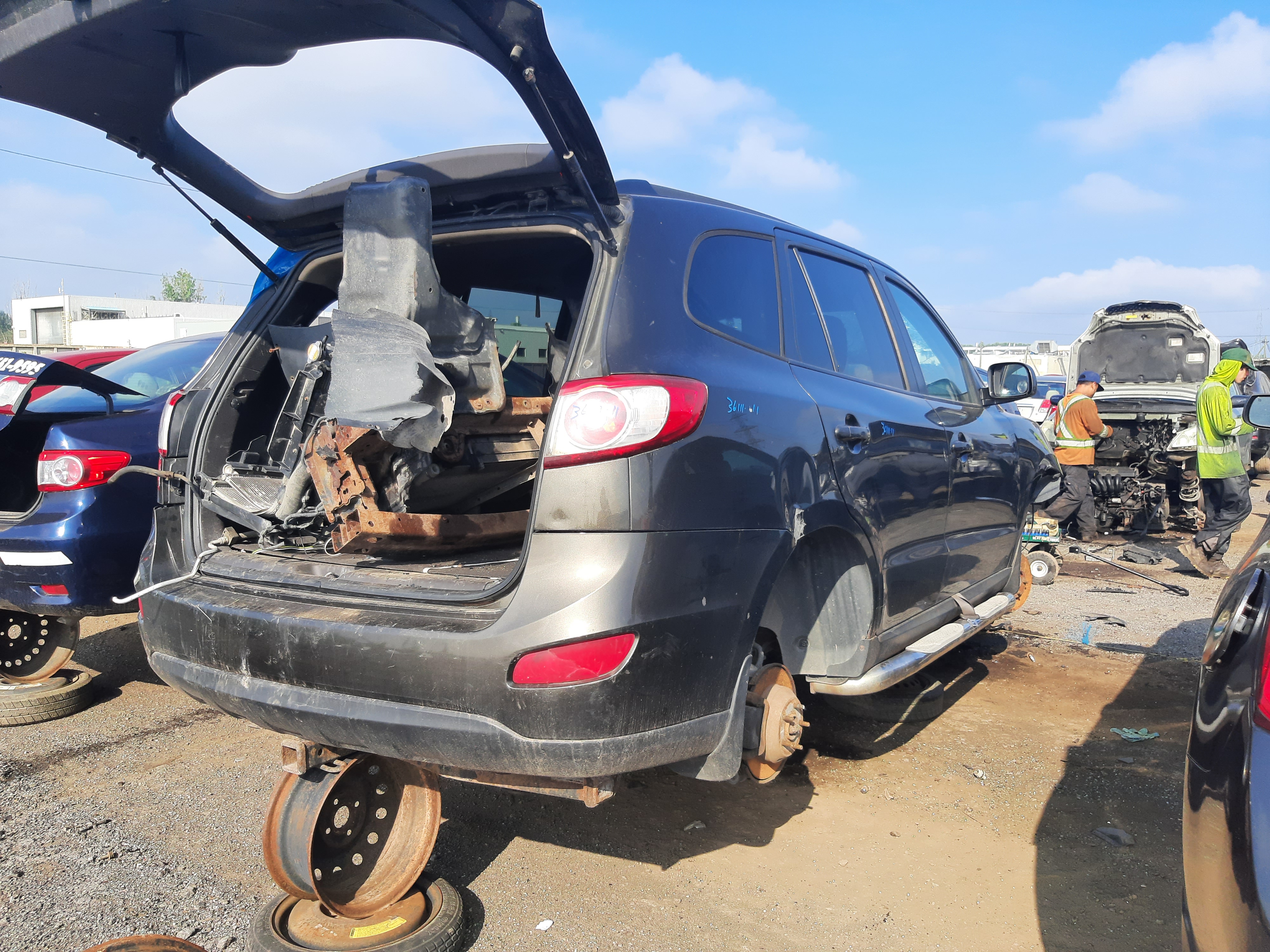 HYUNDAI SANTA FE 2011