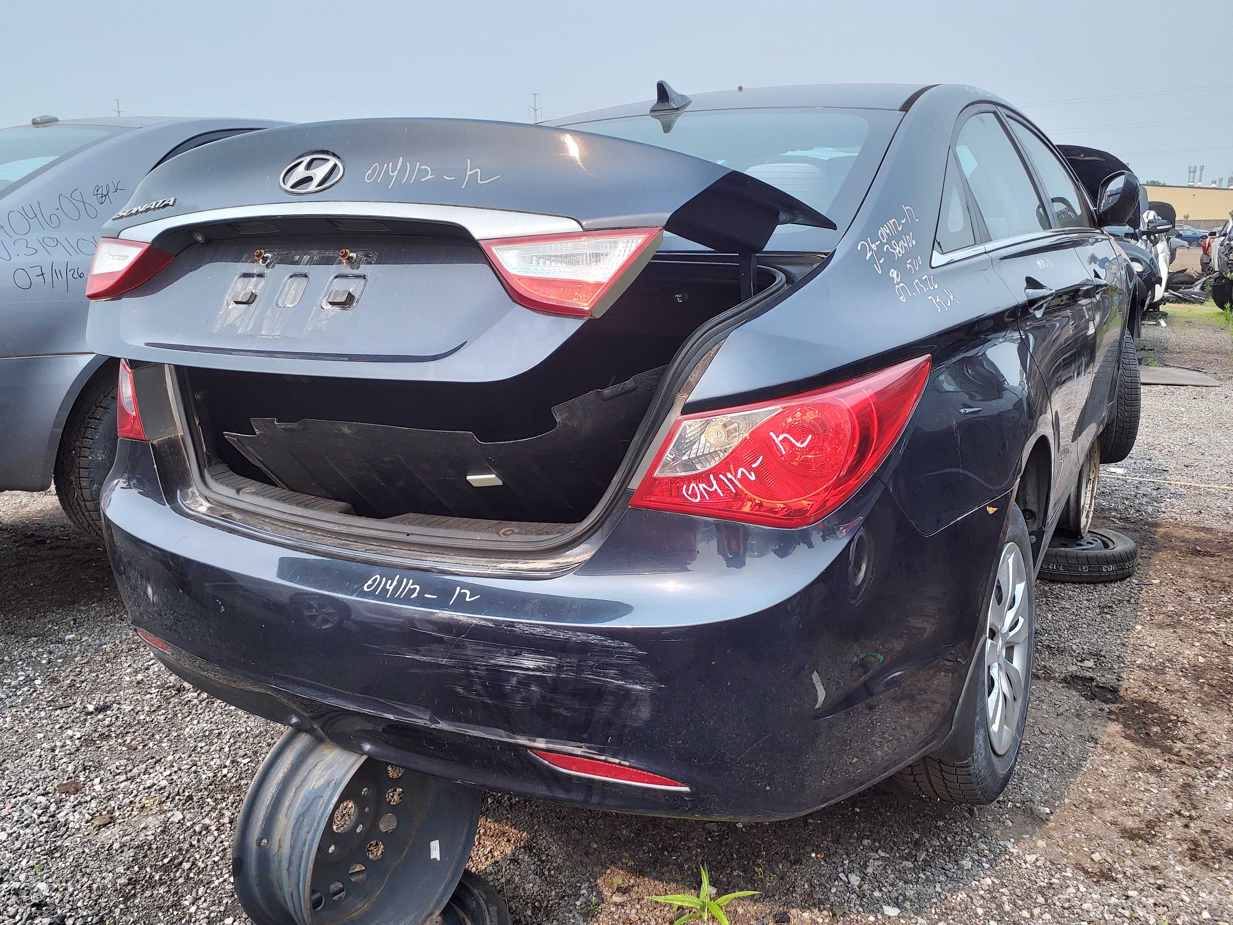 HYUNDAI SONATA 2012