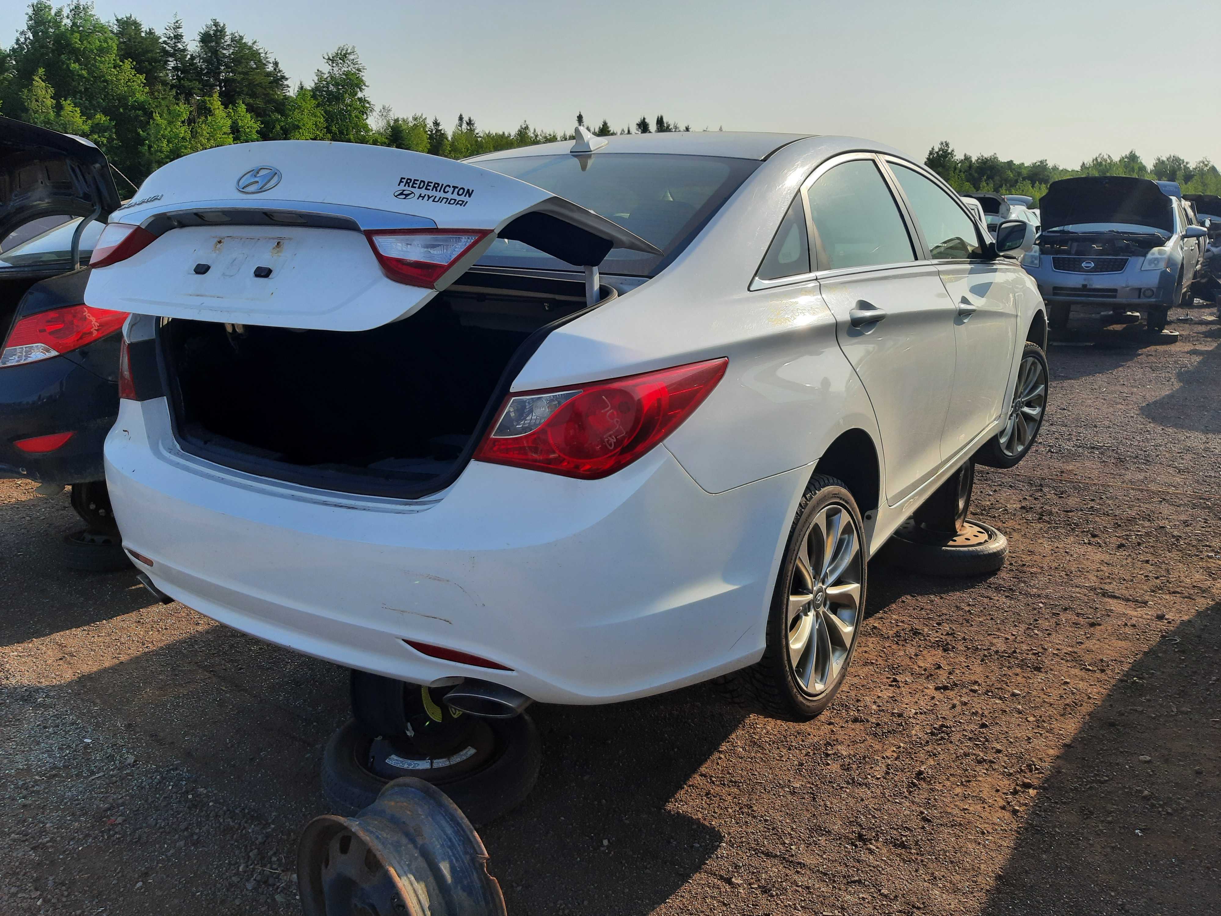 HYUNDAI SONATA 2013
