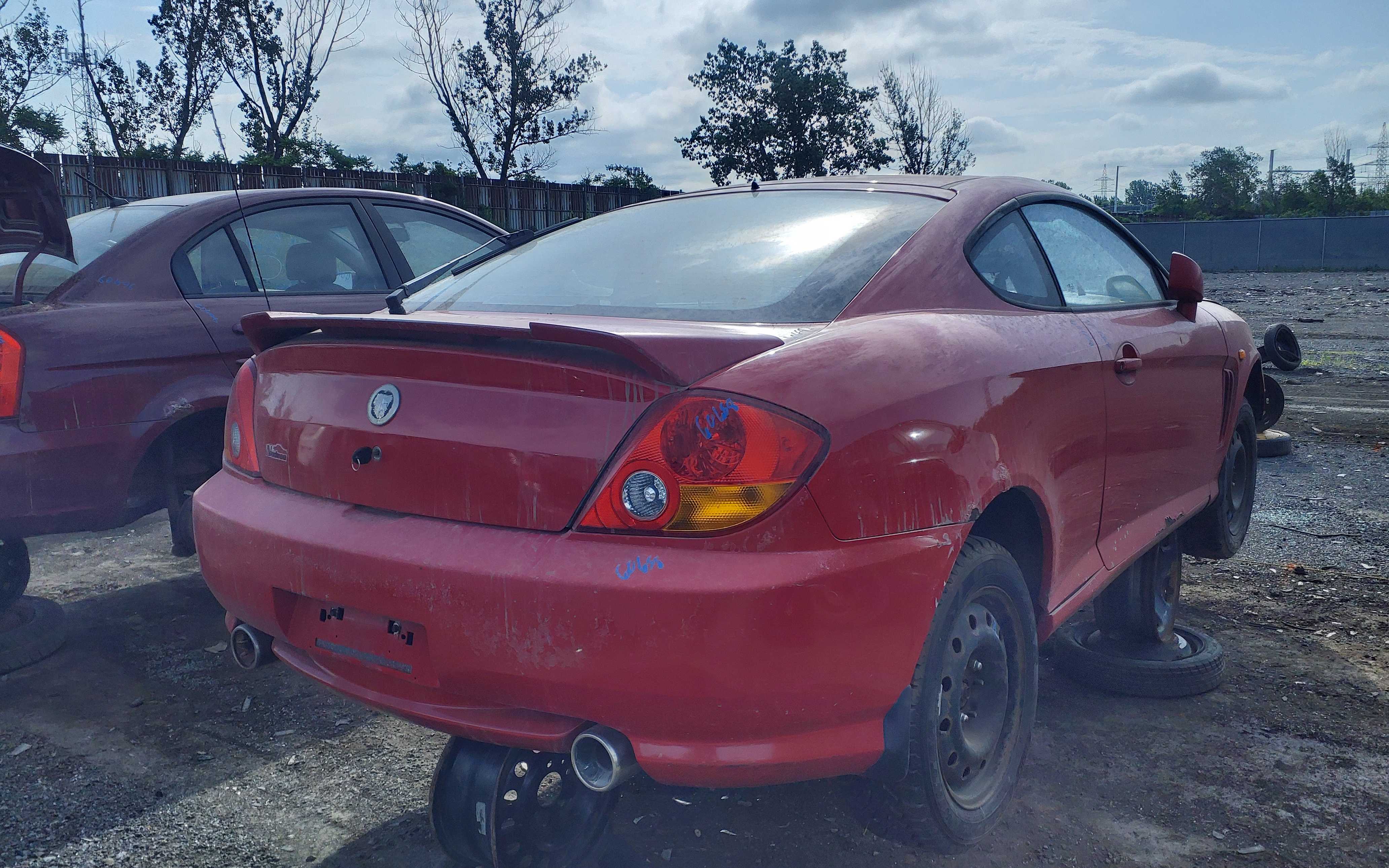 HYUNDAI TIBURON 2004