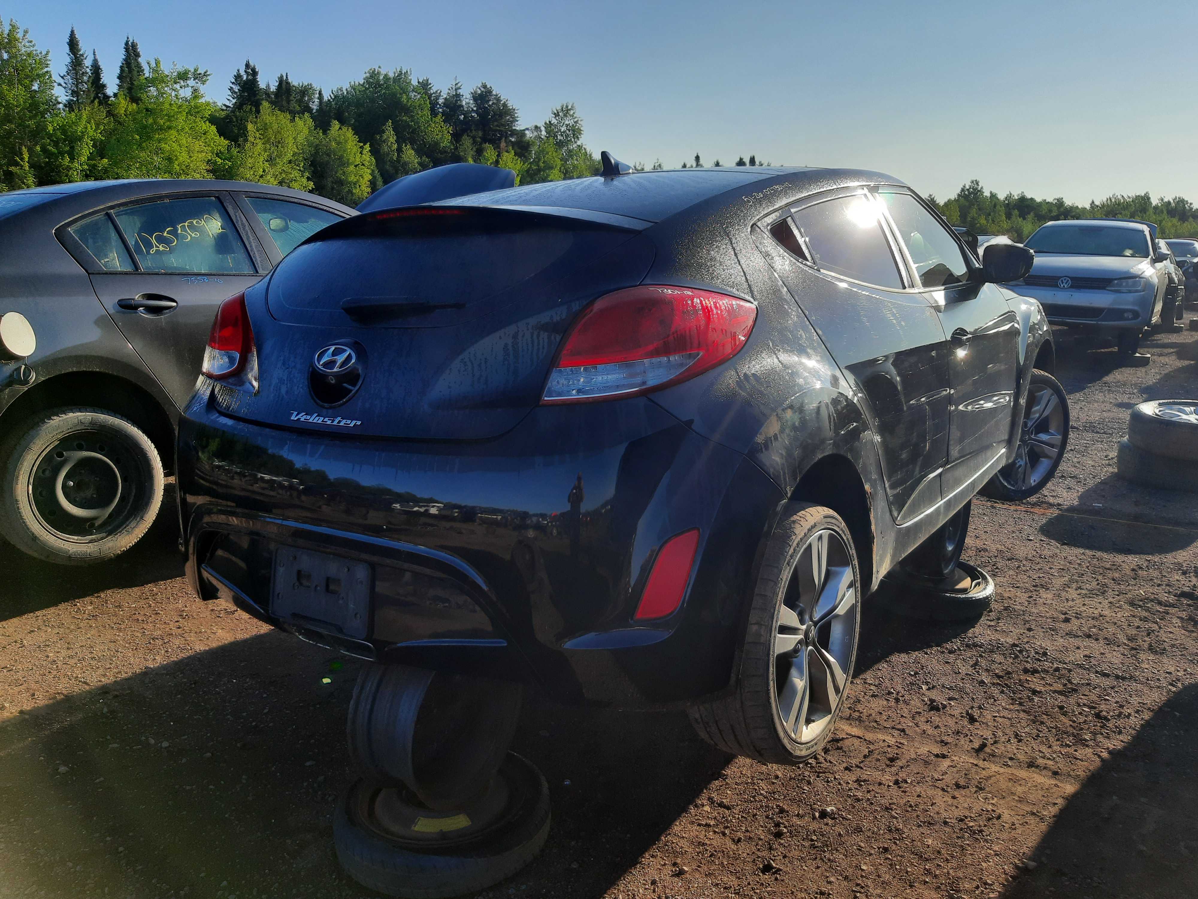 HYUNDAI VELOSTER 2012