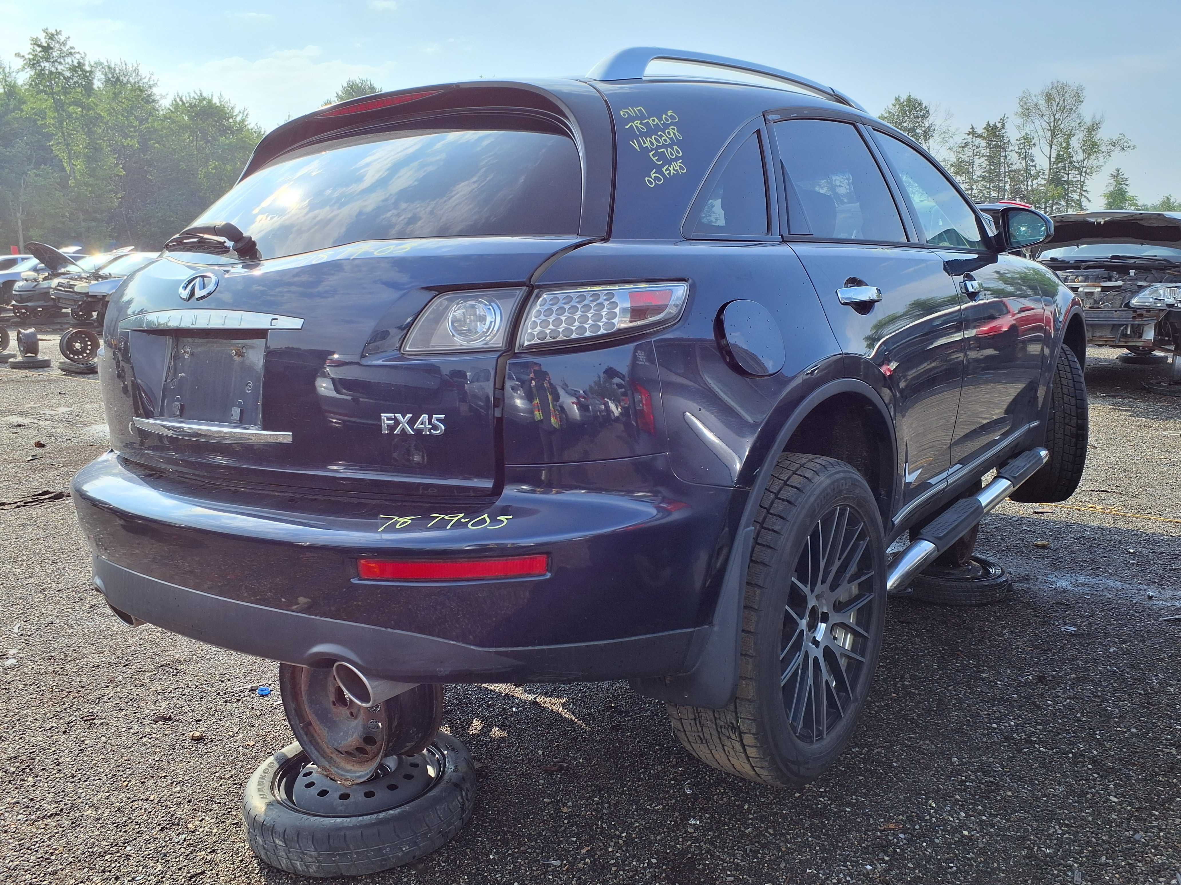 INFINITI FX45 2005