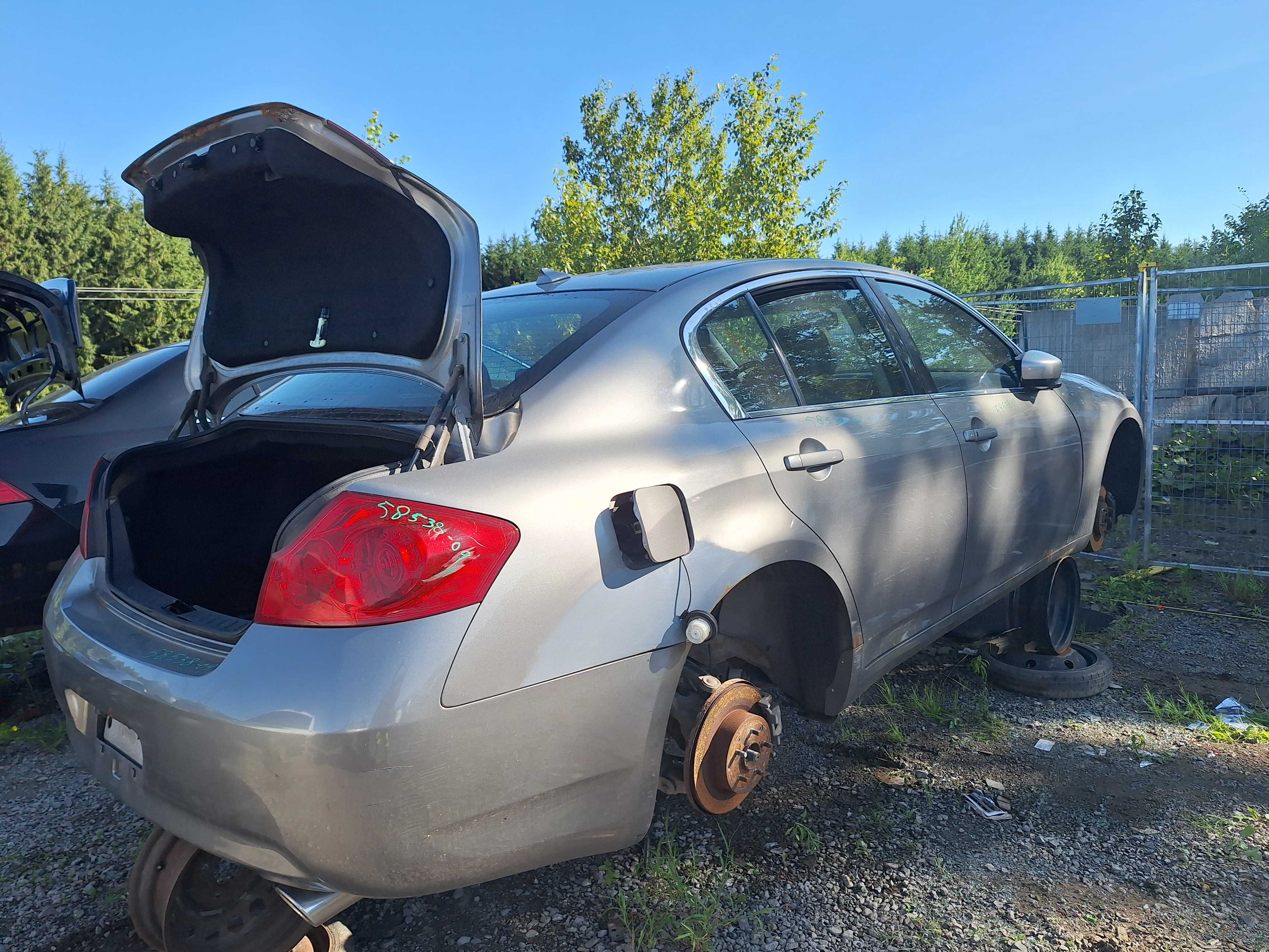 INFINITI G37 SEDAN 2009